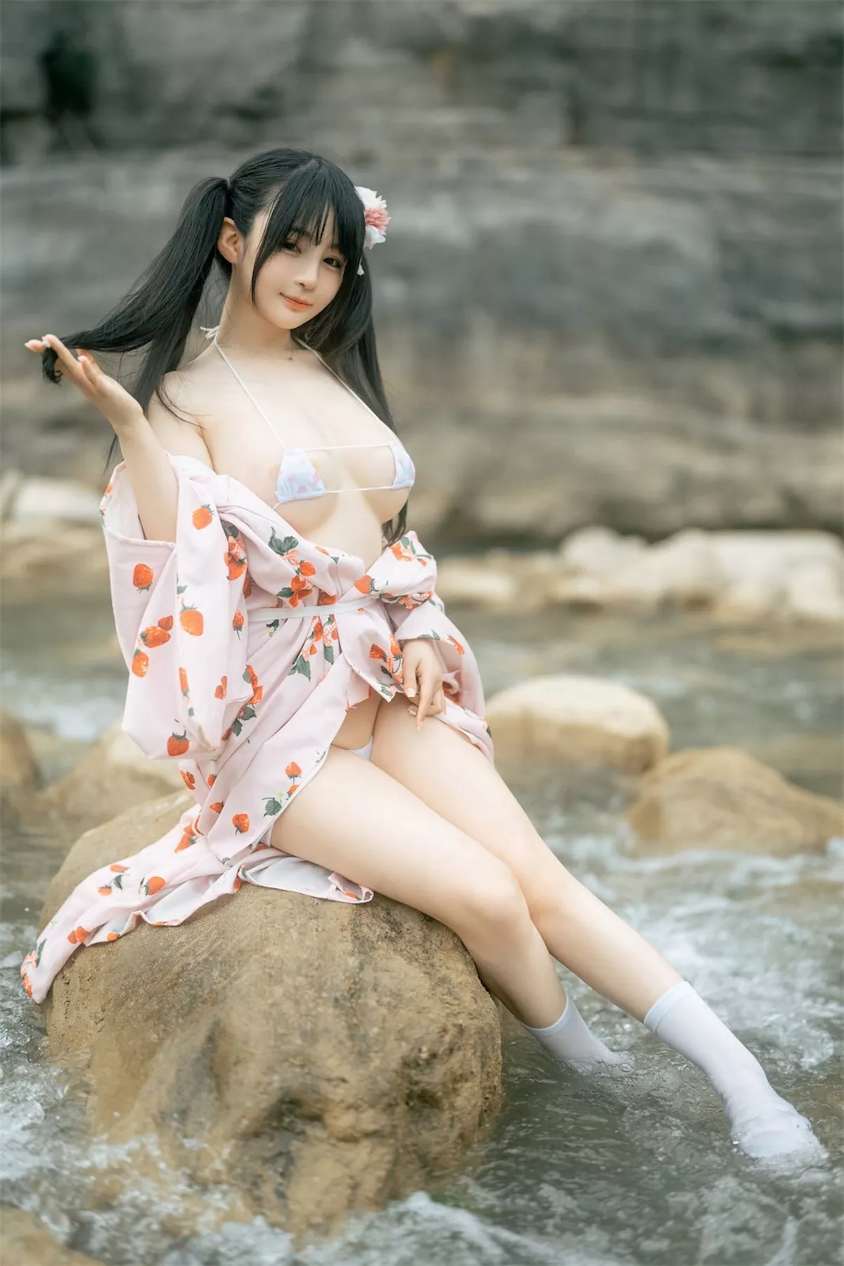 网络美女桜井宁宁和服浴衣主题户外半脱露性感三点式内衣秀豪乳翘臀诱惑写真76P