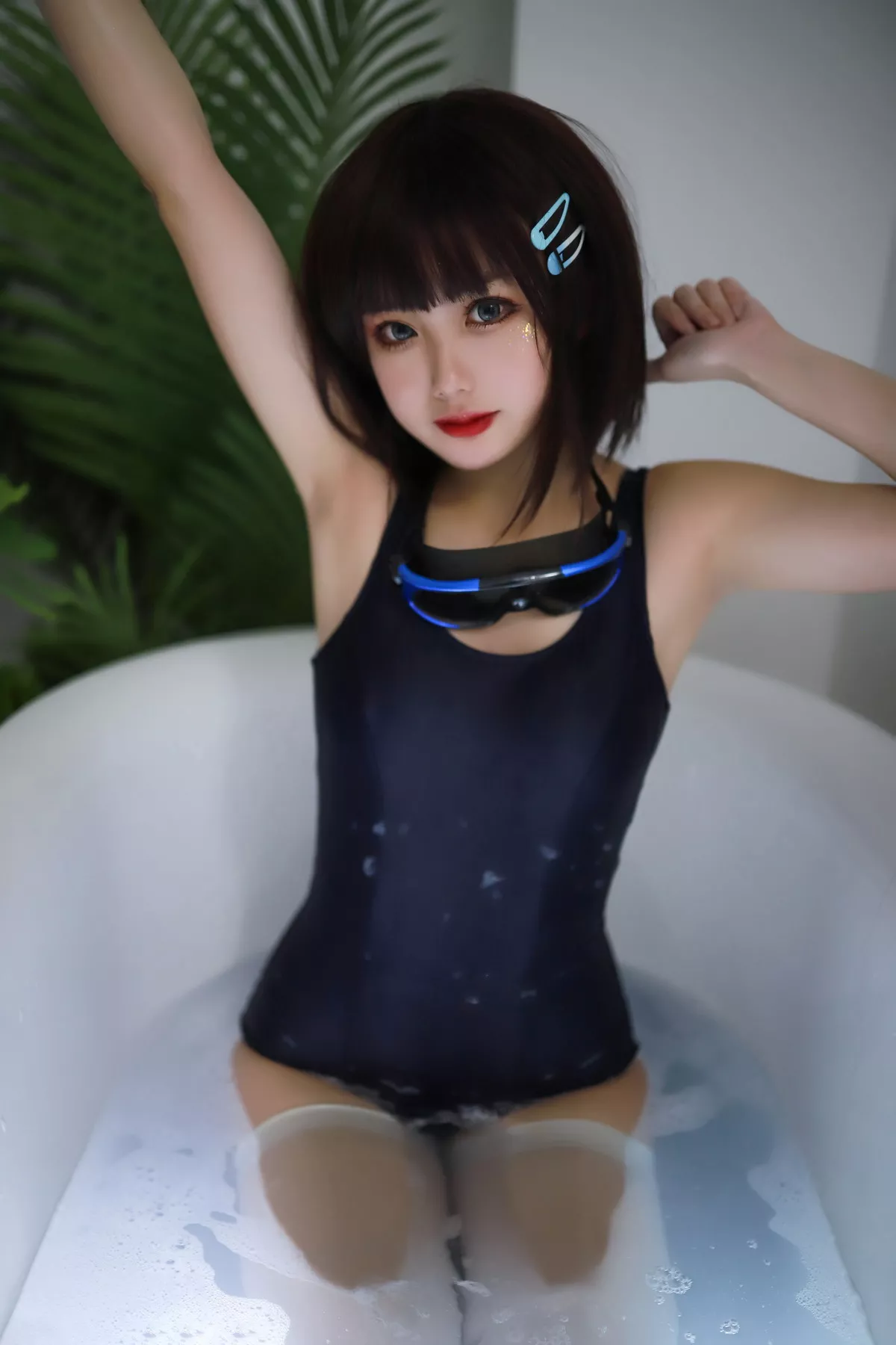 网络美女您的蛋蛋夏日泳装主题私房浴缸性感死库水泳衣湿身秀苗条身材诱惑写真40P