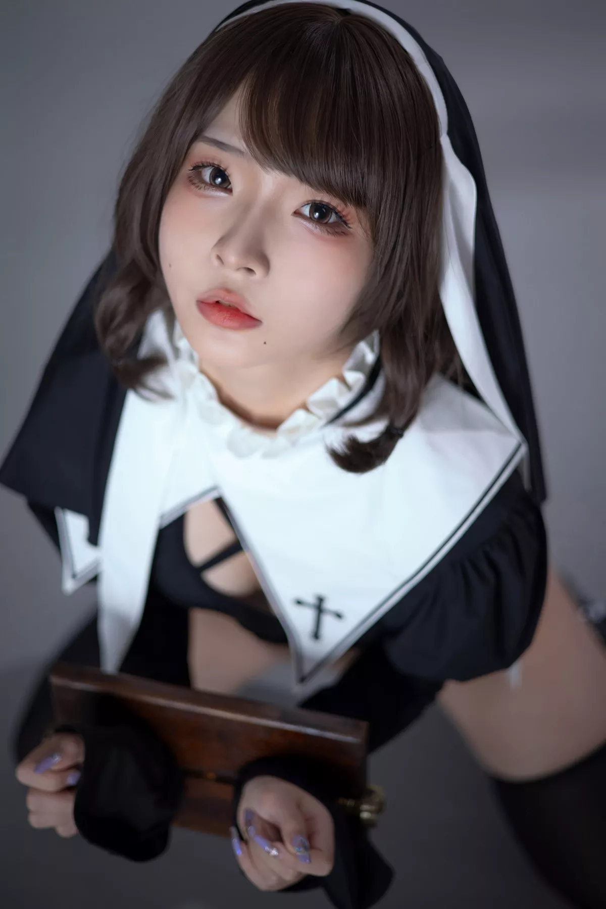 网络美女yuuhui玉汇罪罚修女主题性感情趣修女服饰露黑色丁字裤秀翘臀诱惑写真95P