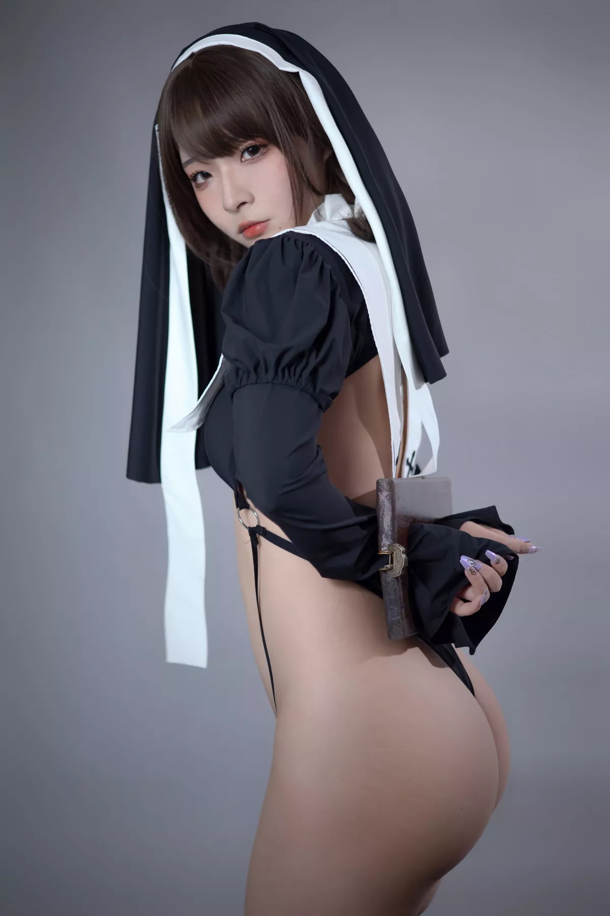 网络美女yuuhui玉汇罪罚修女主题性感情趣修女服饰露黑色丁字裤秀翘臀诱惑写真95P
