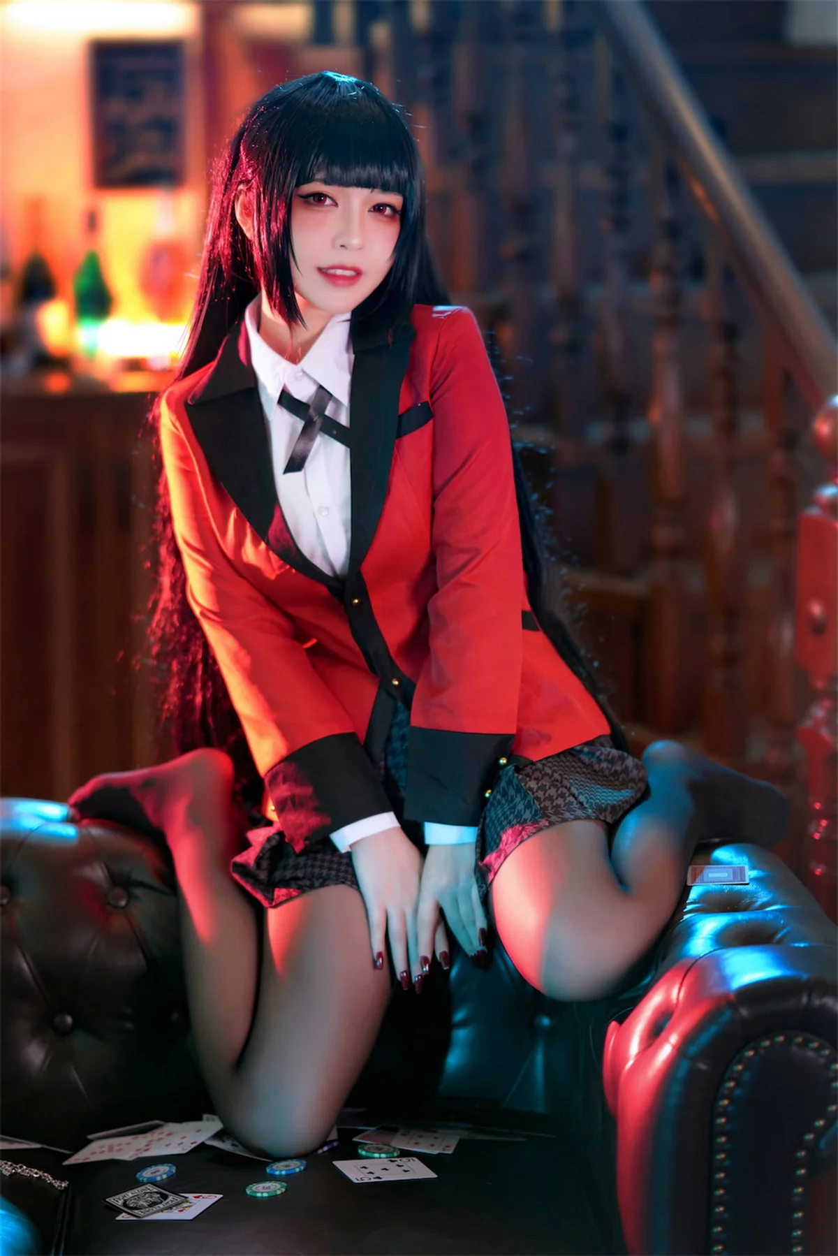 网络美女索索半半子梦子主题性感红色外套配黑短裙露超薄黑丝秀美腿诱惑写真48P