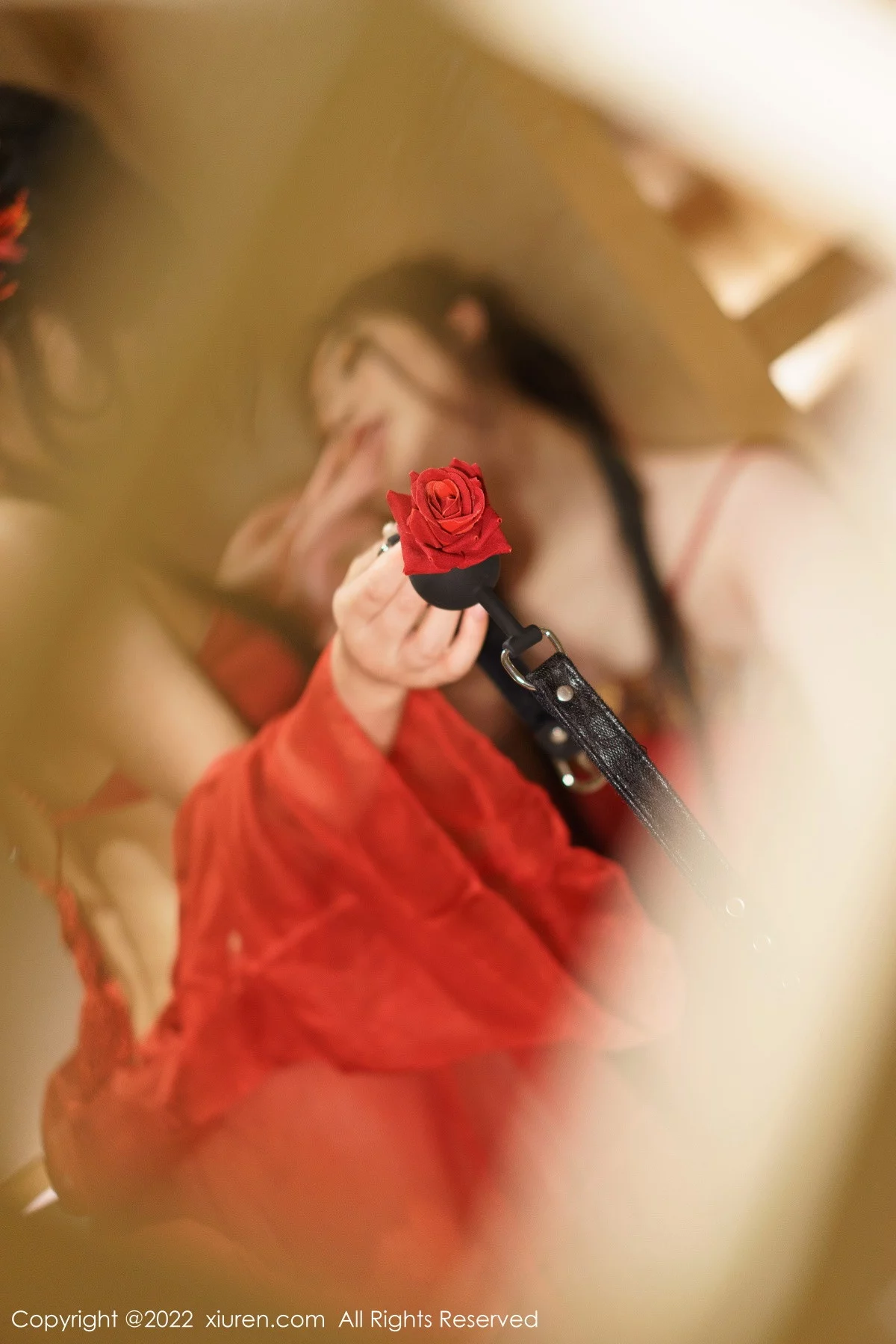 XiuRen第6068期_女神laura阿姣＆妲己_Toxic红色薄透古装服秀丰满身材诱惑写真79P