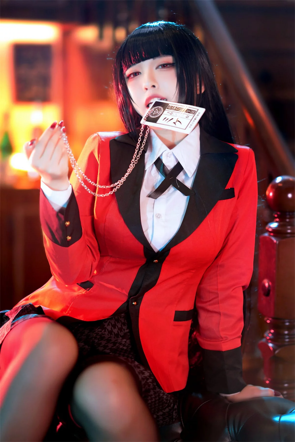 网络美女索索半半子梦子主题性感红色外套配黑短裙露超薄黑丝秀美腿诱惑写真48P