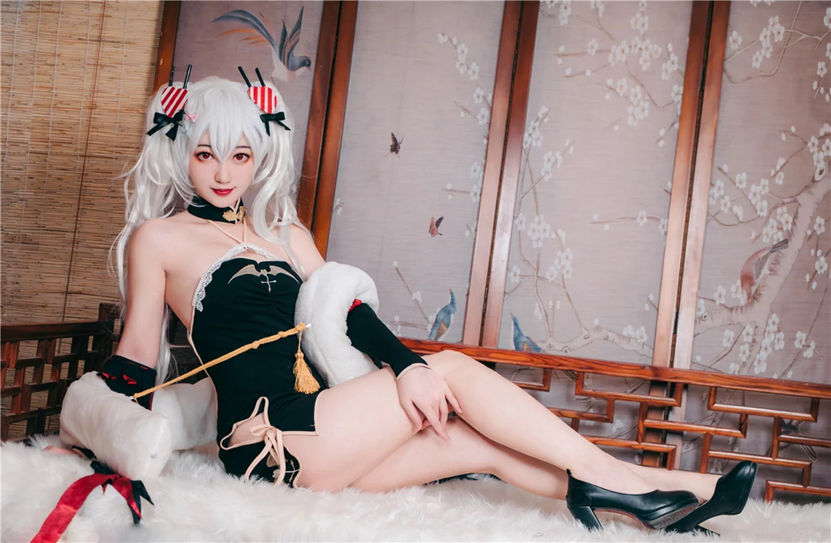 Coser美女桃墨吸血鬼旗袍主题私房性感黑色超短旗袍秀白嫩肌肤迷人诱惑写真40P