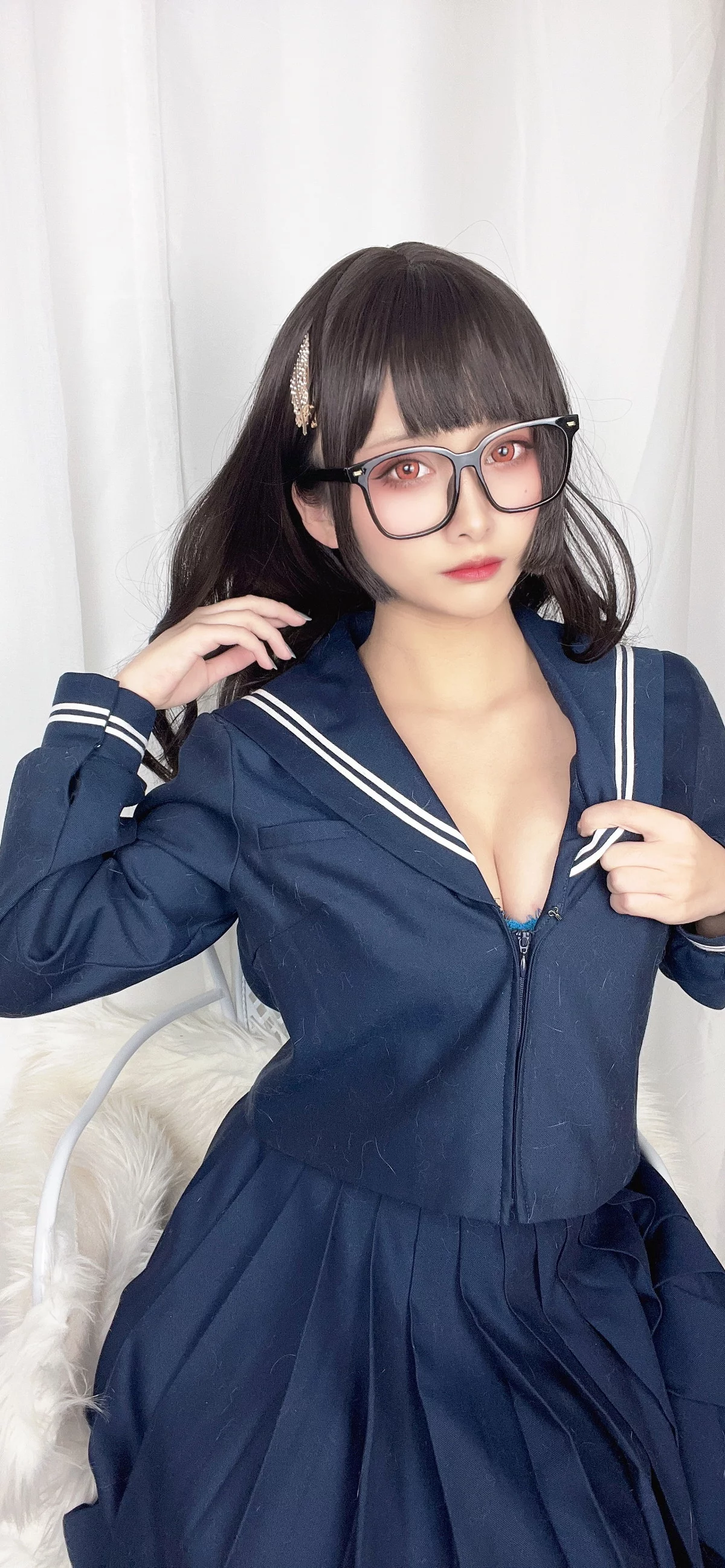 动漫博主洛璃LoLiSAMA漫画主题私房脱学生制服露性感蕾丝内衣丰满诱惑写真113P
