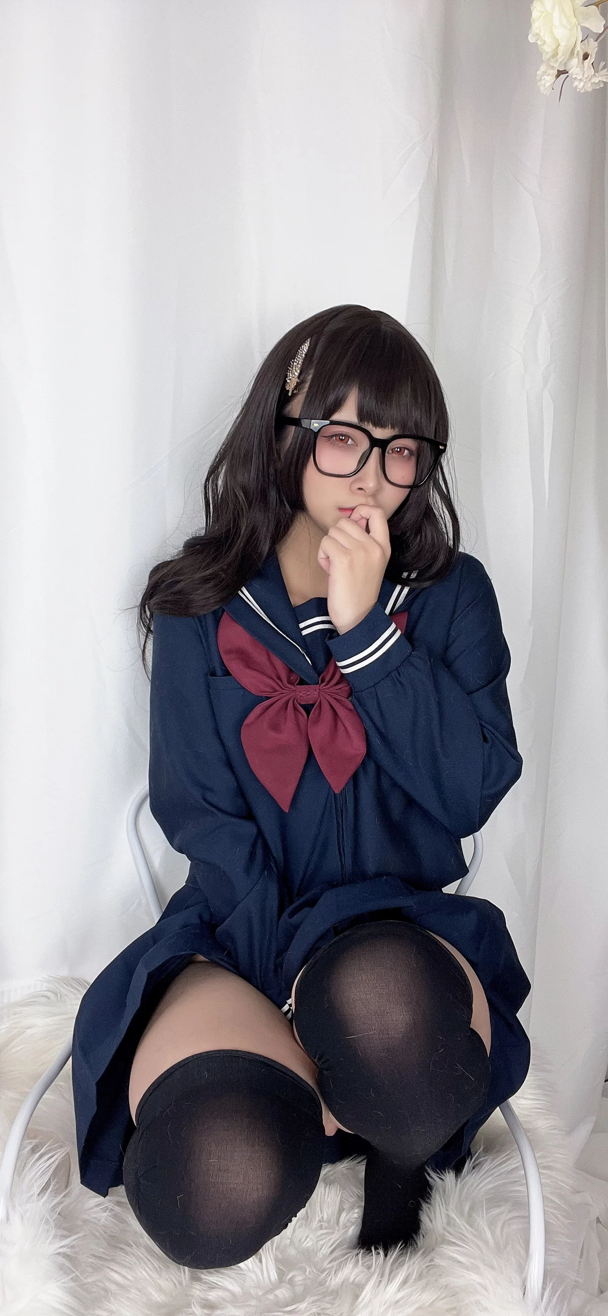 动漫博主洛璃LoLiSAMA漫画主题私房脱学生制服露性感蕾丝内衣丰满诱惑写真113P