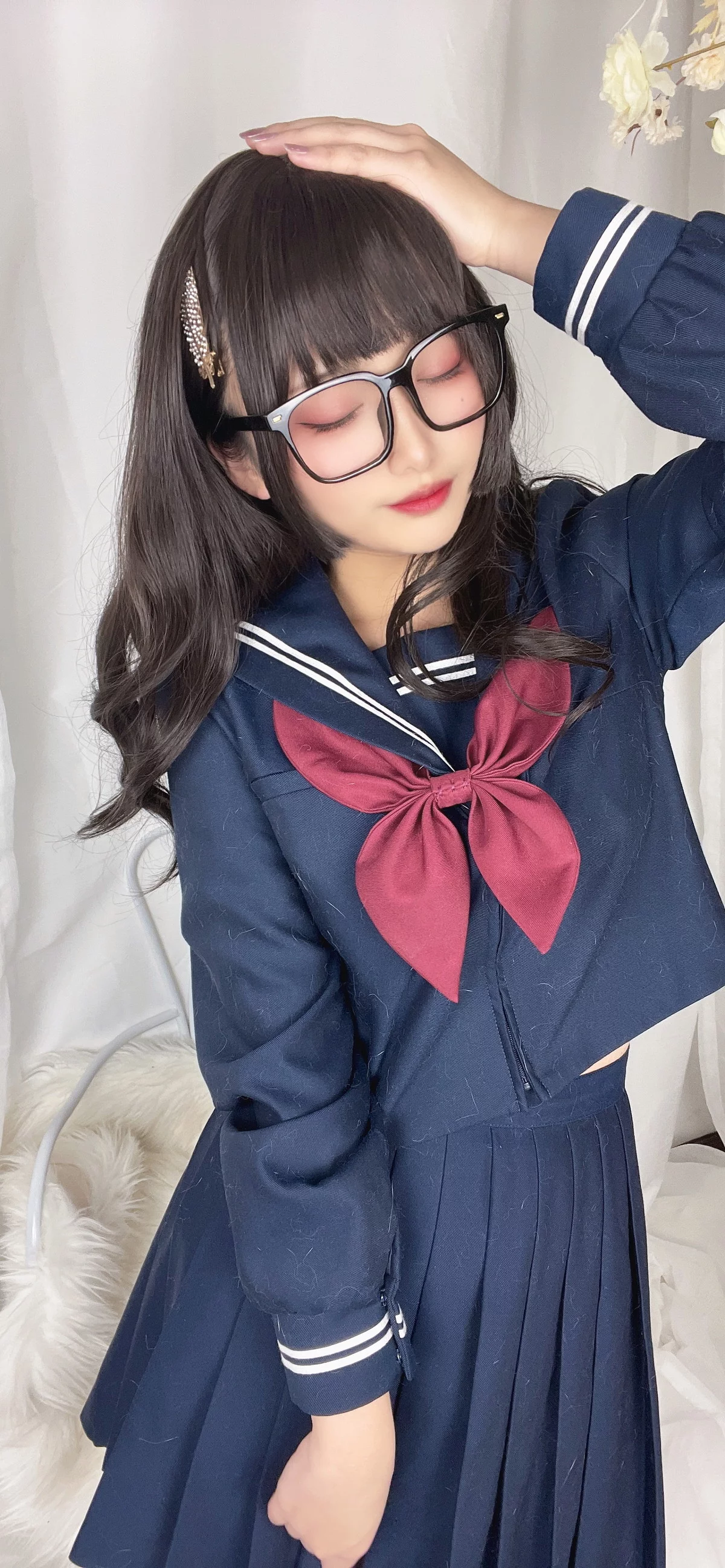 动漫博主洛璃LoLiSAMA漫画主题私房脱学生制服露性感蕾丝内衣丰满诱惑写真113P