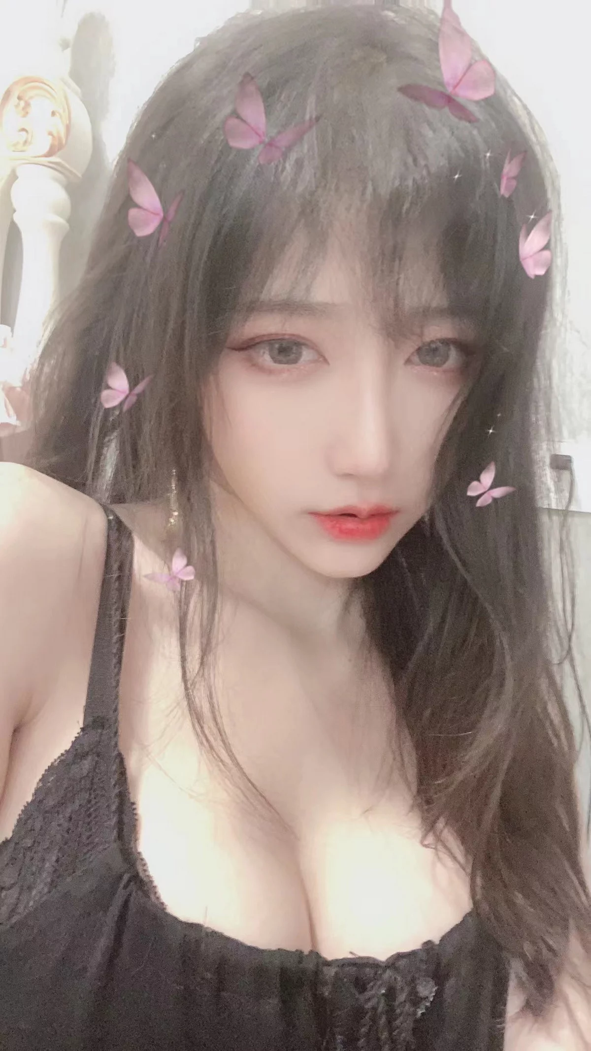 人气Coser啾小妍合集主题私房性感服饰系列秀完美身材翘臀美腿迷人诱惑写真328P