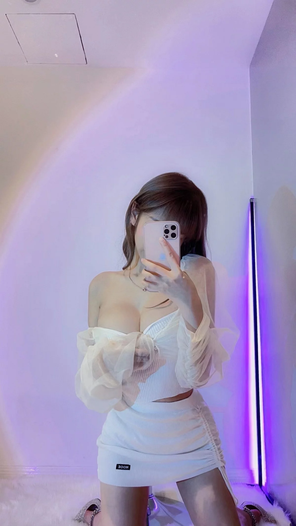 人气Coser啾小妍合集主题私房性感服饰系列秀完美身材翘臀美腿迷人诱惑写真328P