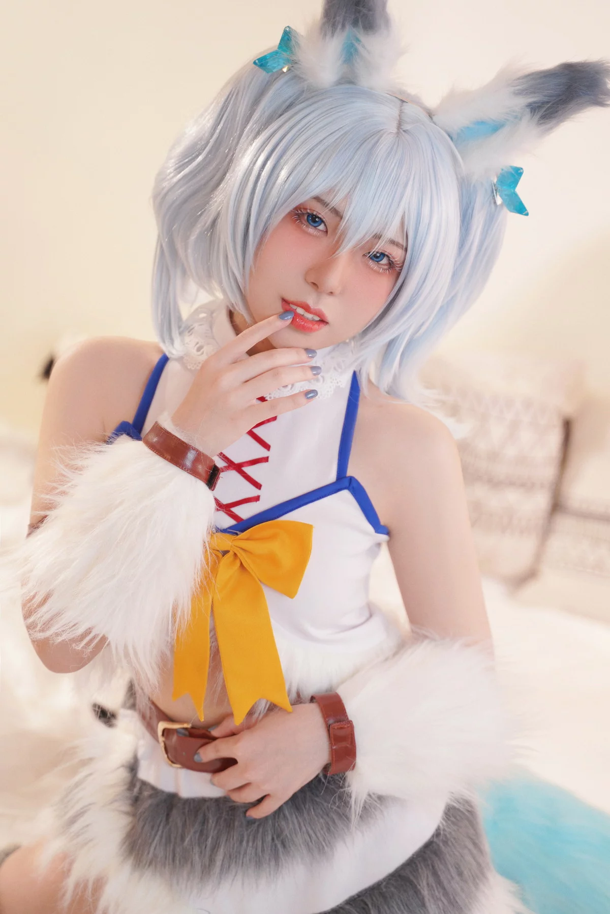 微博美少女虎森森回复术士刹那主题私房床上性感服饰秀翘臀美腿迷人诱惑写真40P