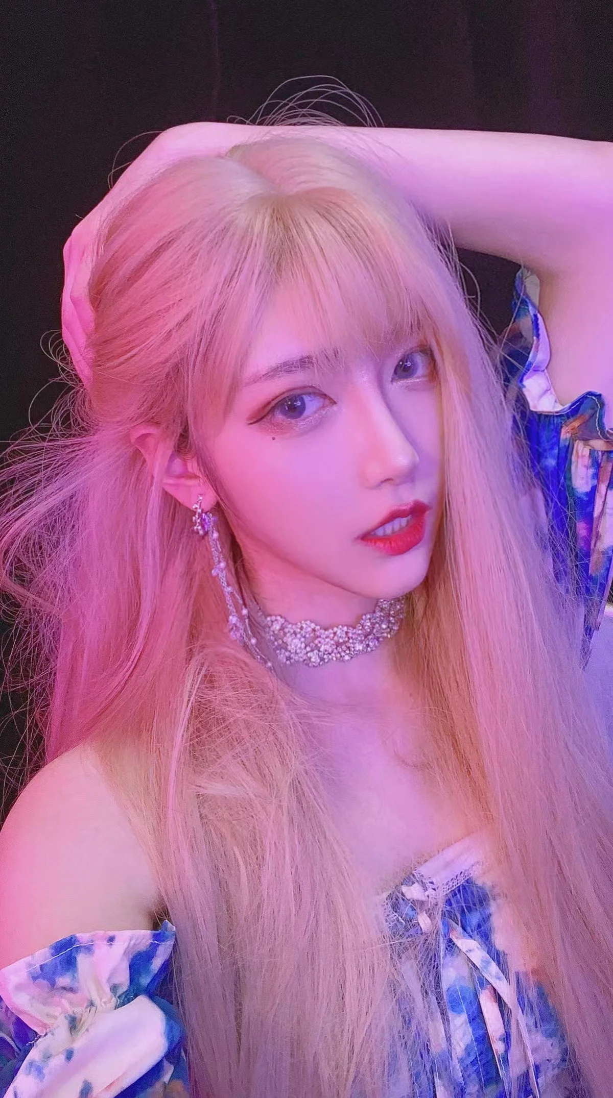 人气Coser啾小妍合集主题私房性感服饰系列秀完美身材翘臀美腿迷人诱惑写真328P