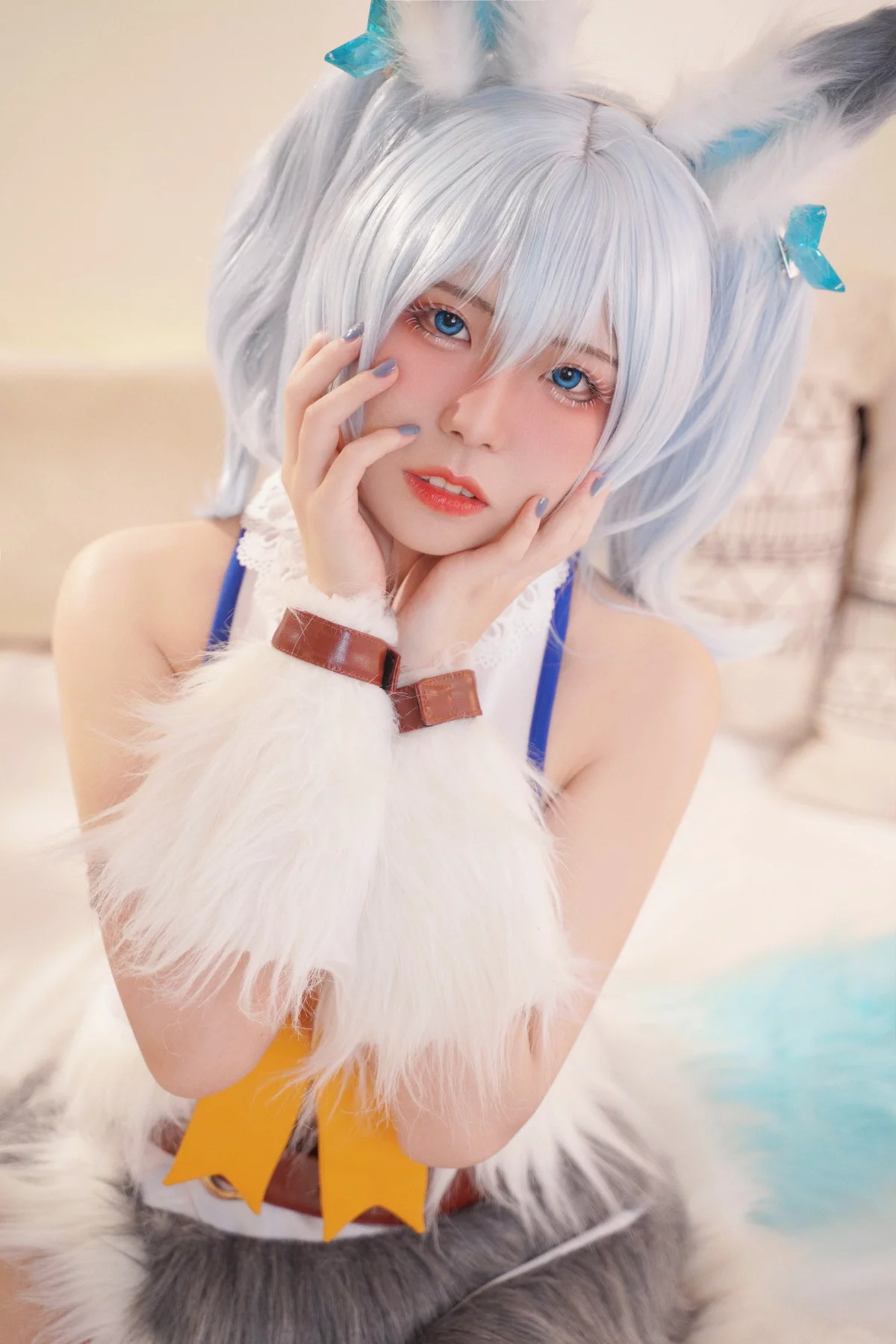 微博美少女虎森森回复术士刹那主题私房床上性感服饰秀翘臀美腿迷人诱惑写真40P