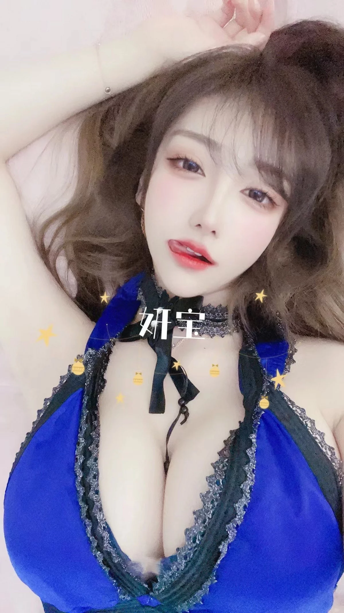 人气Coser啾小妍合集主题私房性感服饰系列秀完美身材翘臀美腿迷人诱惑写真328P