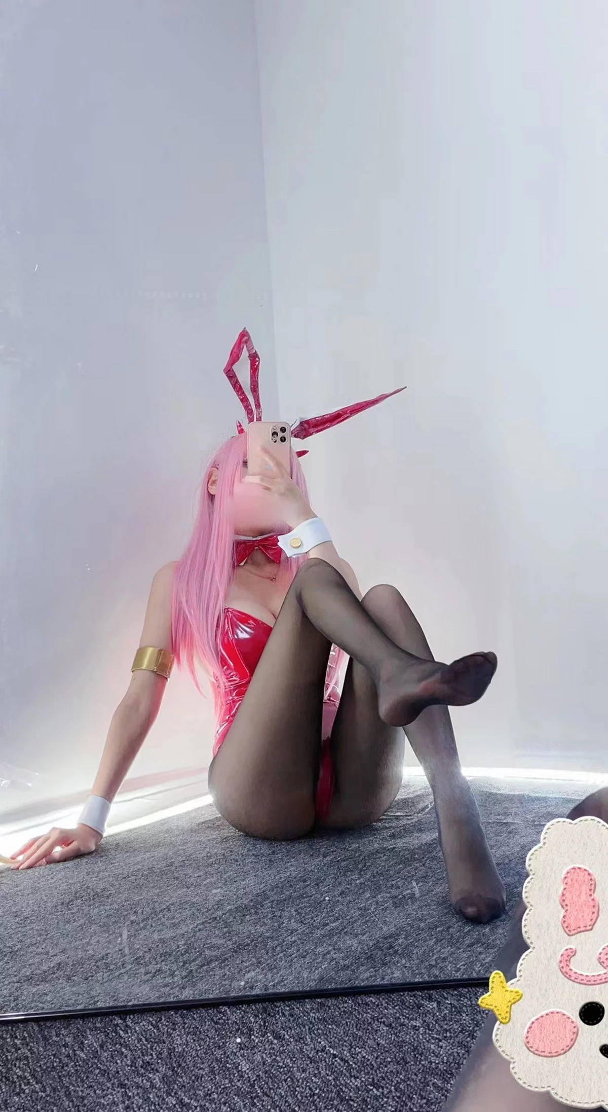 人气Coser啾小妍合集主题私房性感服饰系列秀完美身材翘臀美腿迷人诱惑写真328P