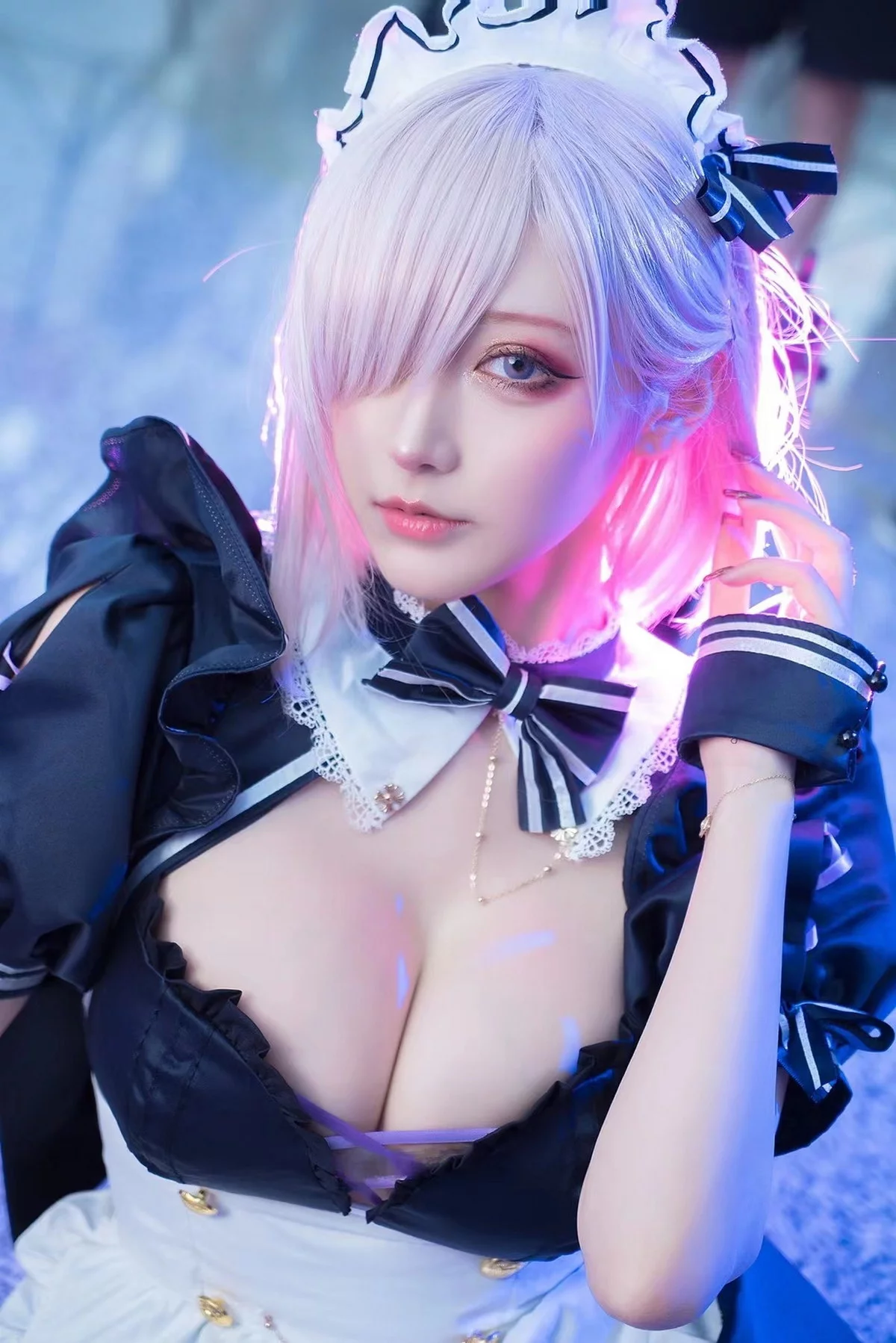 人气Coser啾小妍合集主题私房性感服饰系列秀完美身材翘臀美腿迷人诱惑写真328P
