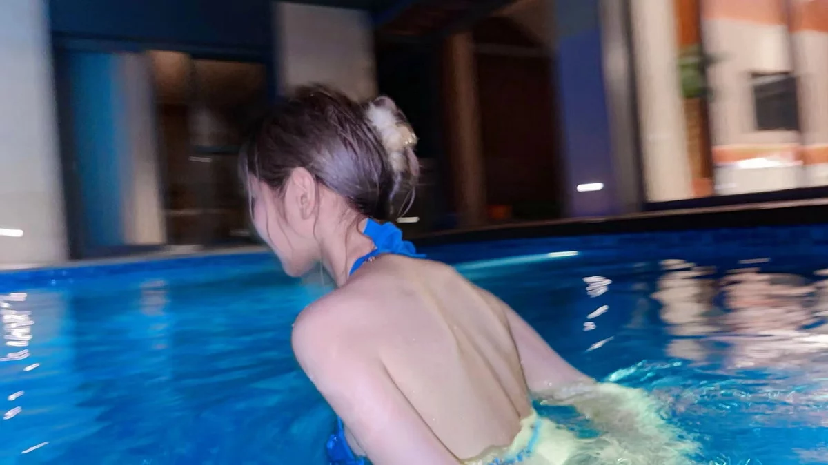 人气Coser啾小妍合集主题私房性感服饰系列秀完美身材翘臀美腿迷人诱惑写真328P