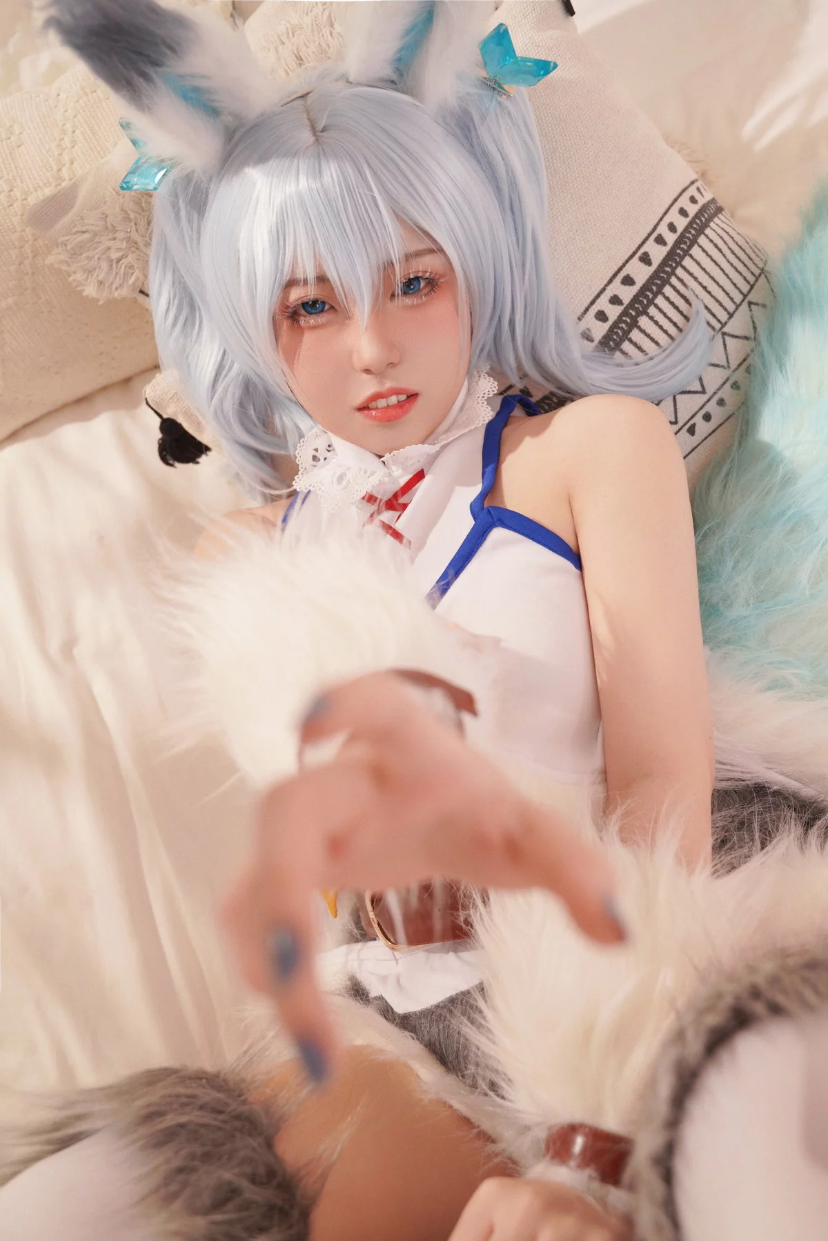 微博美少女虎森森回复术士刹那主题私房床上性感服饰秀翘臀美腿迷人诱惑写真40P