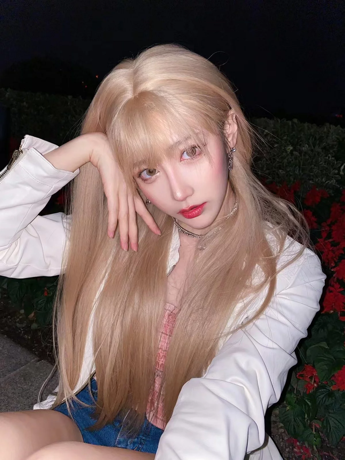 人气Coser啾小妍合集主题私房性感服饰系列秀完美身材翘臀美腿迷人诱惑写真328P