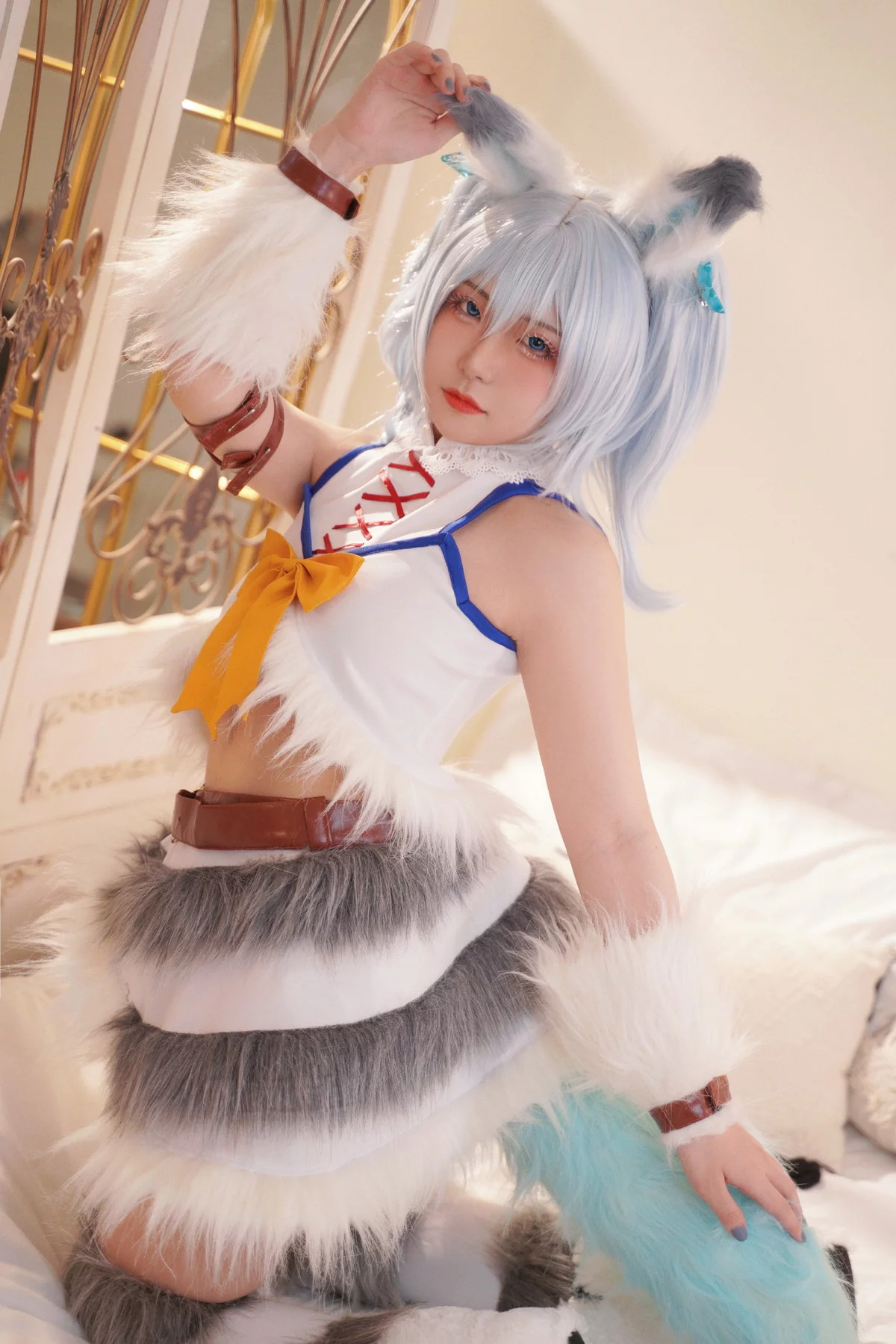 微博美少女虎森森回复术士刹那主题私房床上性感服饰秀翘臀美腿迷人诱惑写真40P