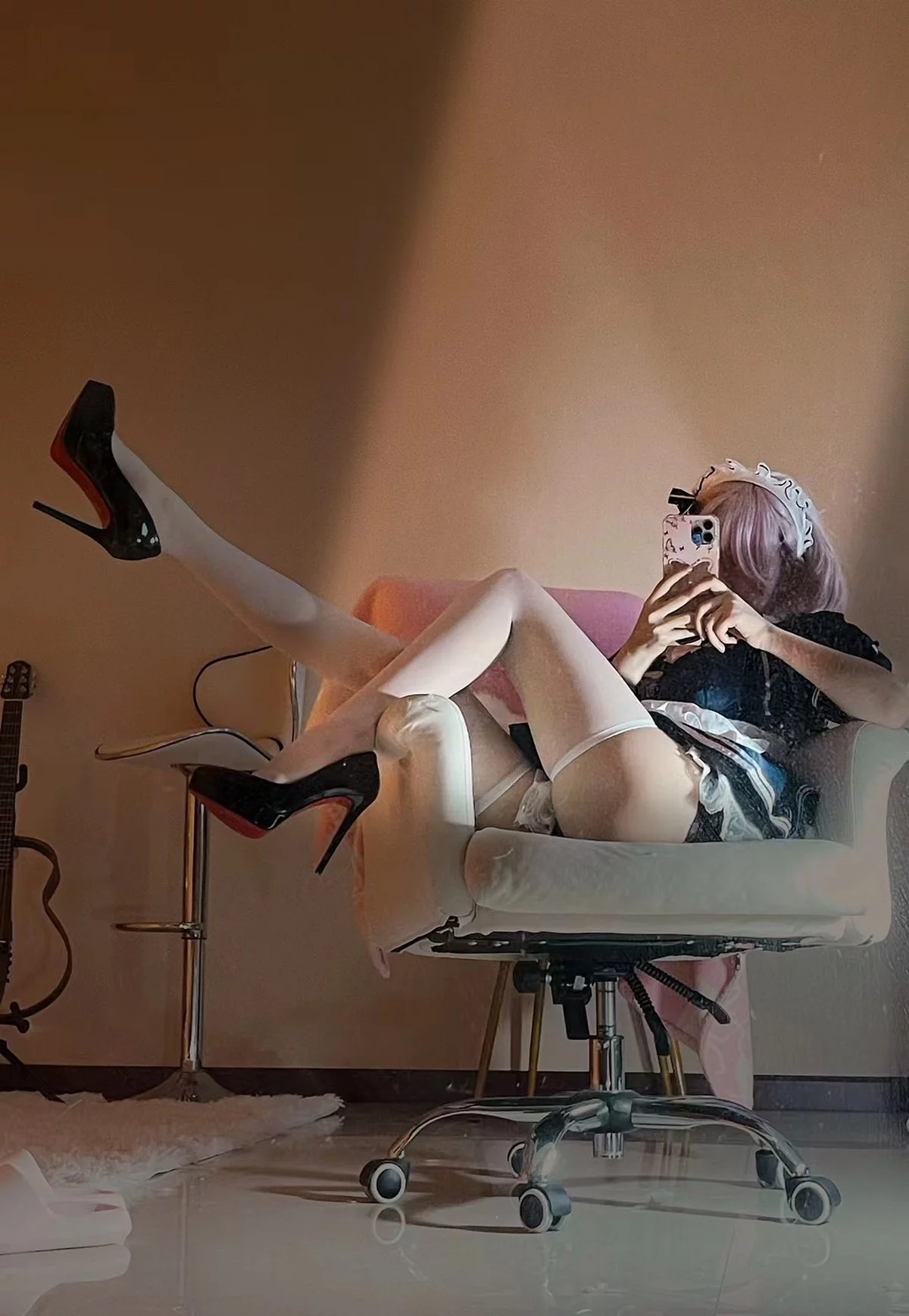 人气Coser啾小妍合集主题私房性感服饰系列秀完美身材翘臀美腿迷人诱惑写真328P