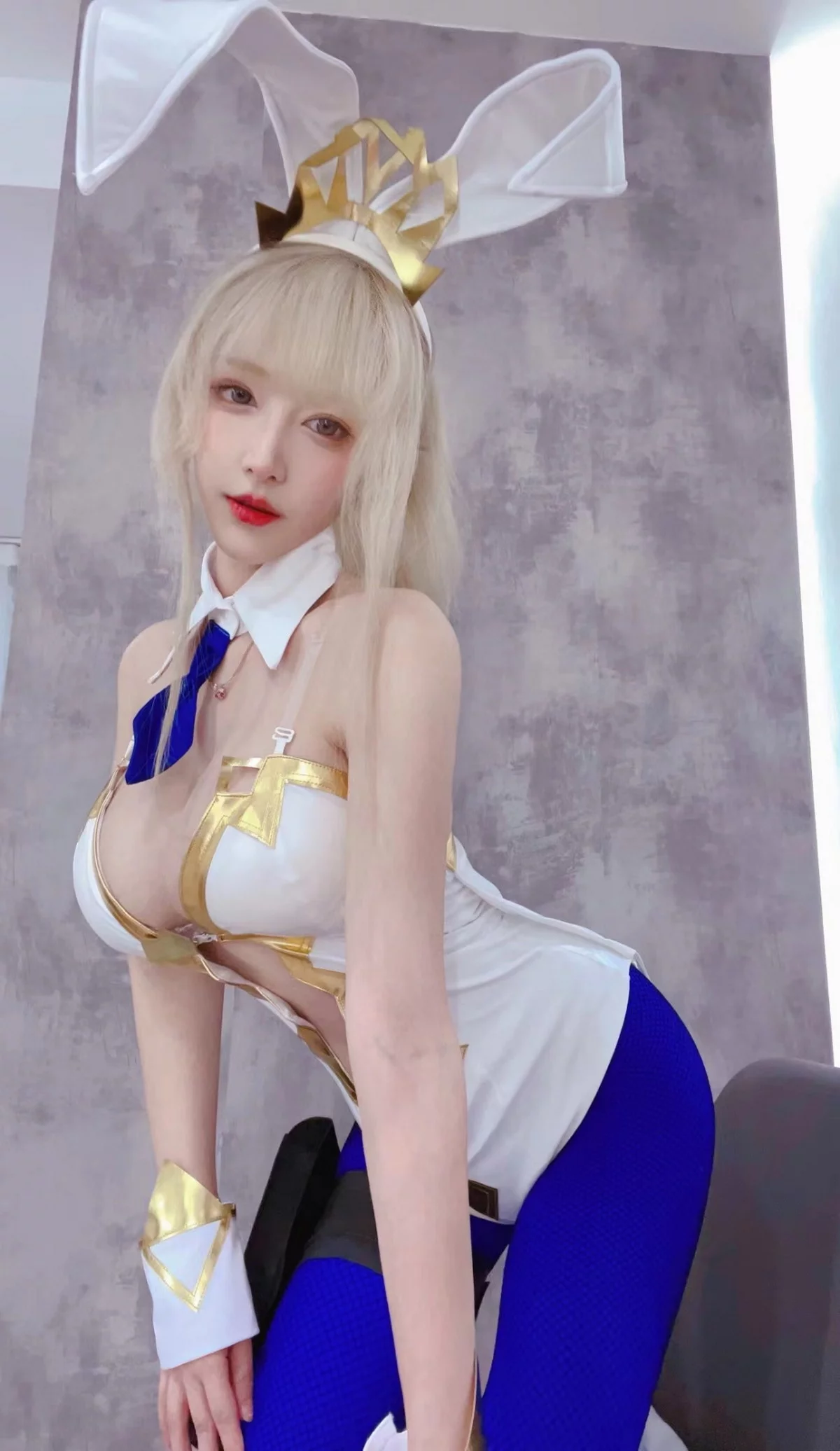 人气Coser啾小妍合集主题私房性感服饰系列秀完美身材翘臀美腿迷人诱惑写真328P