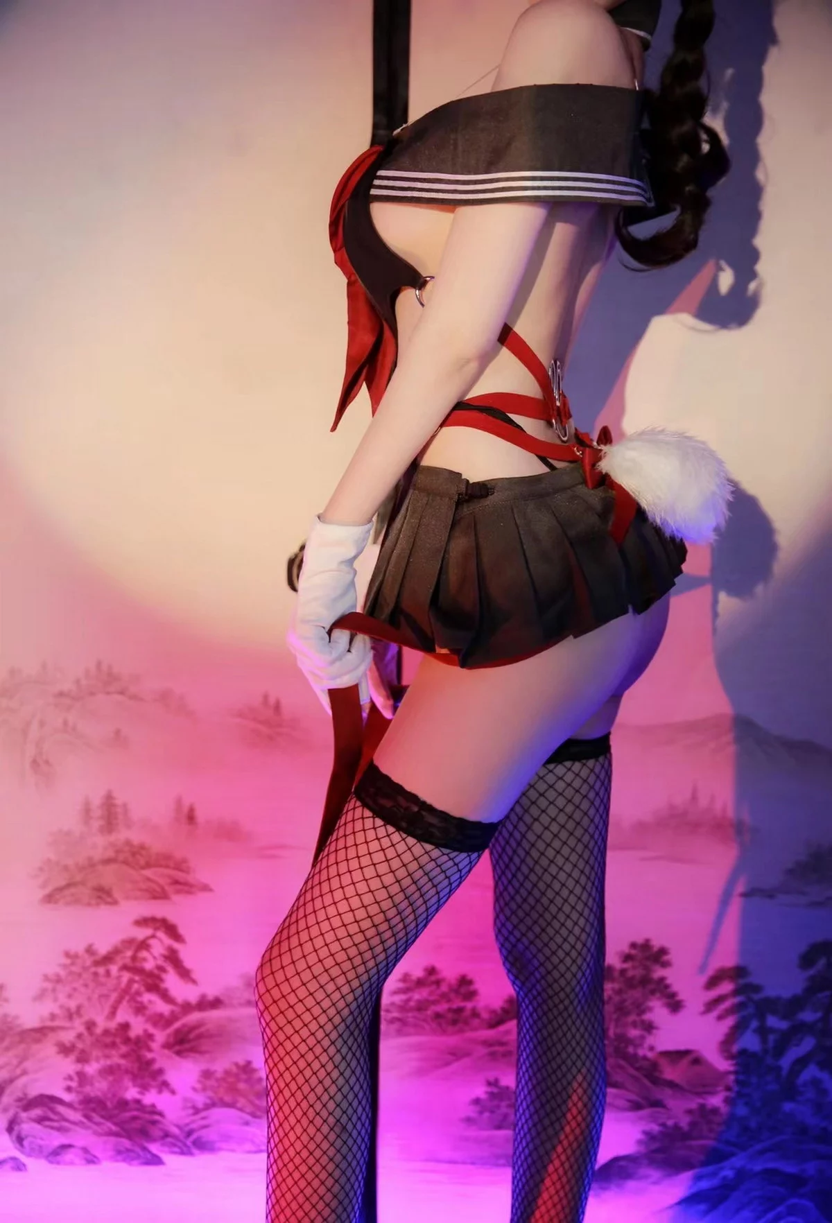 人气Coser啾小妍合集主题私房性感服饰系列秀完美身材翘臀美腿迷人诱惑写真328P