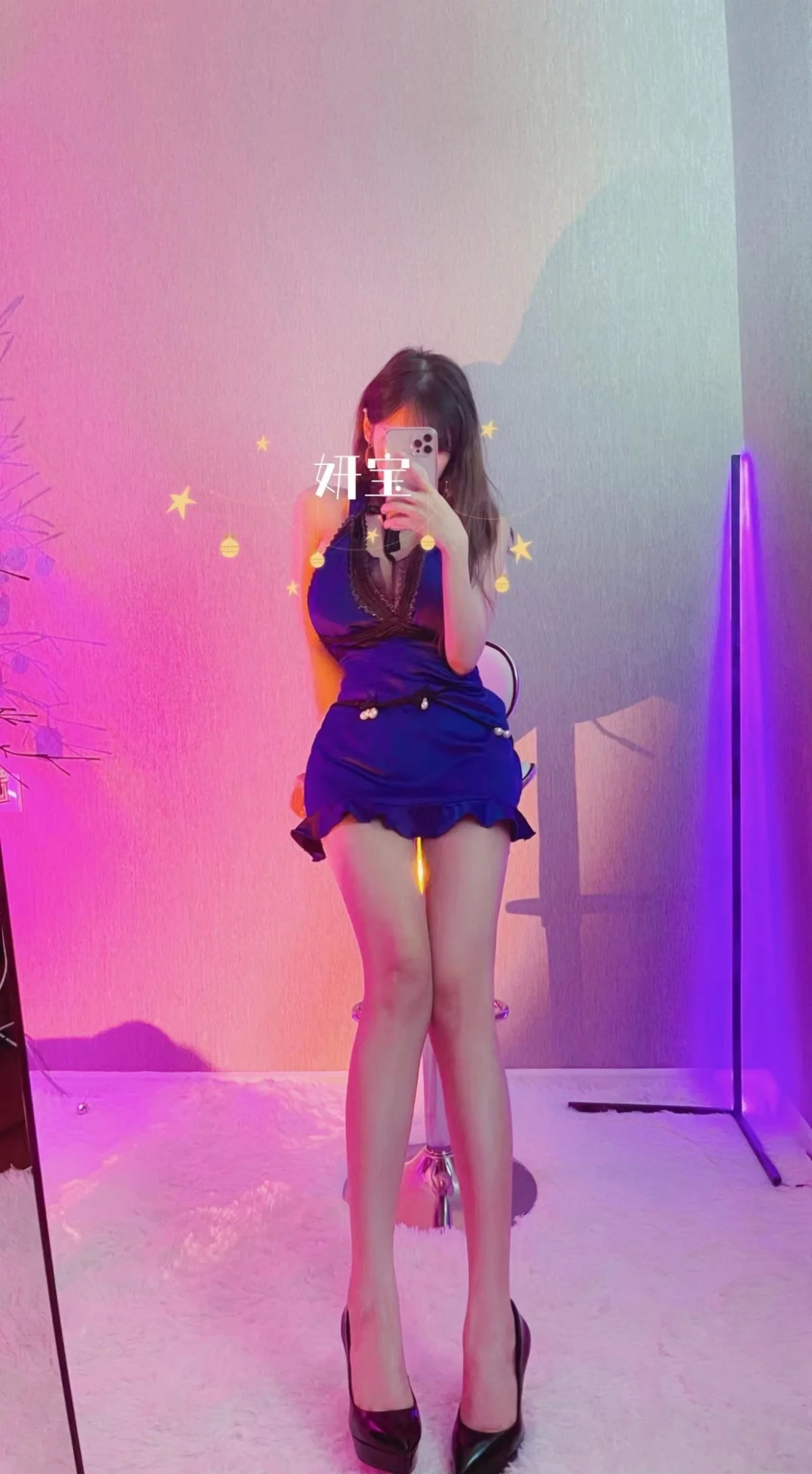 人气Coser啾小妍合集主题私房性感服饰系列秀完美身材翘臀美腿迷人诱惑写真328P