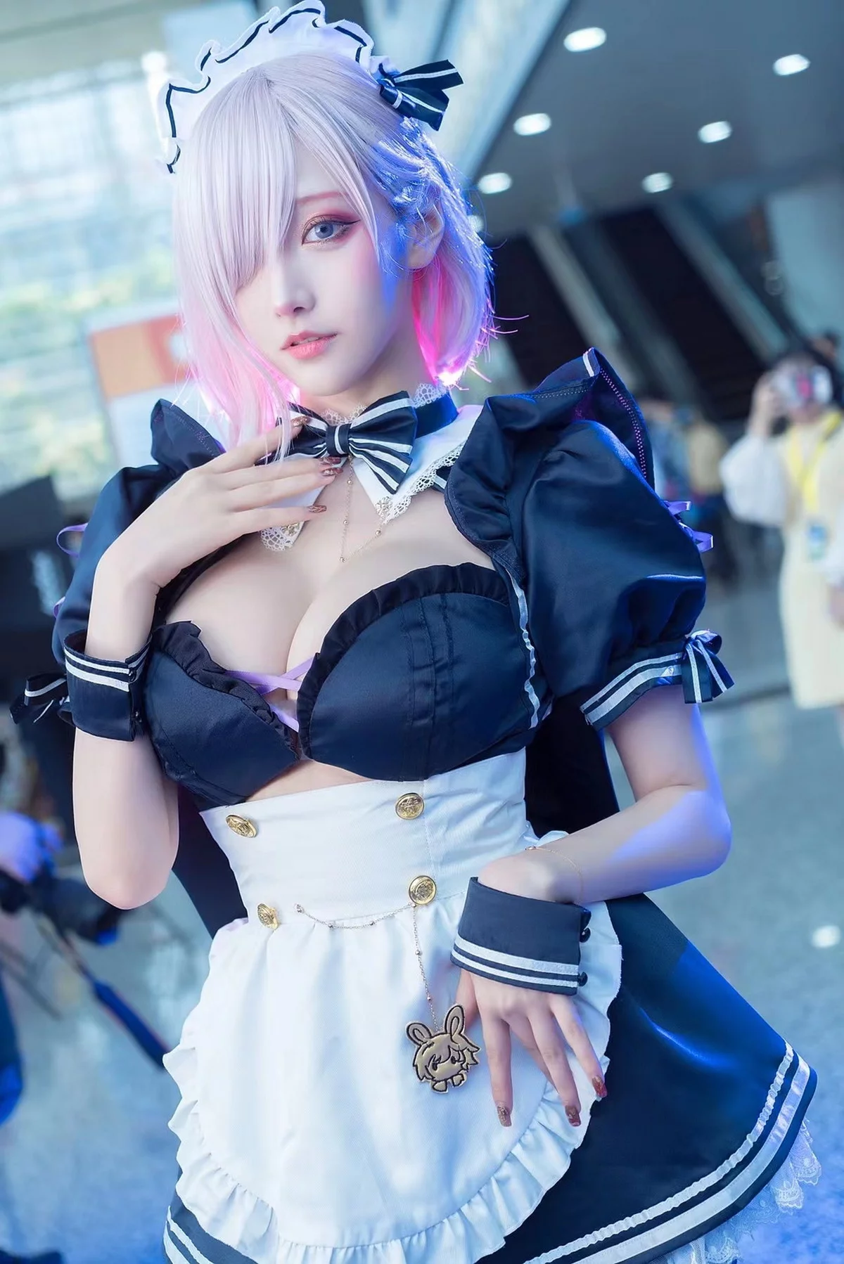 人气Coser啾小妍合集主题私房性感服饰系列秀完美身材翘臀美腿迷人诱惑写真328P