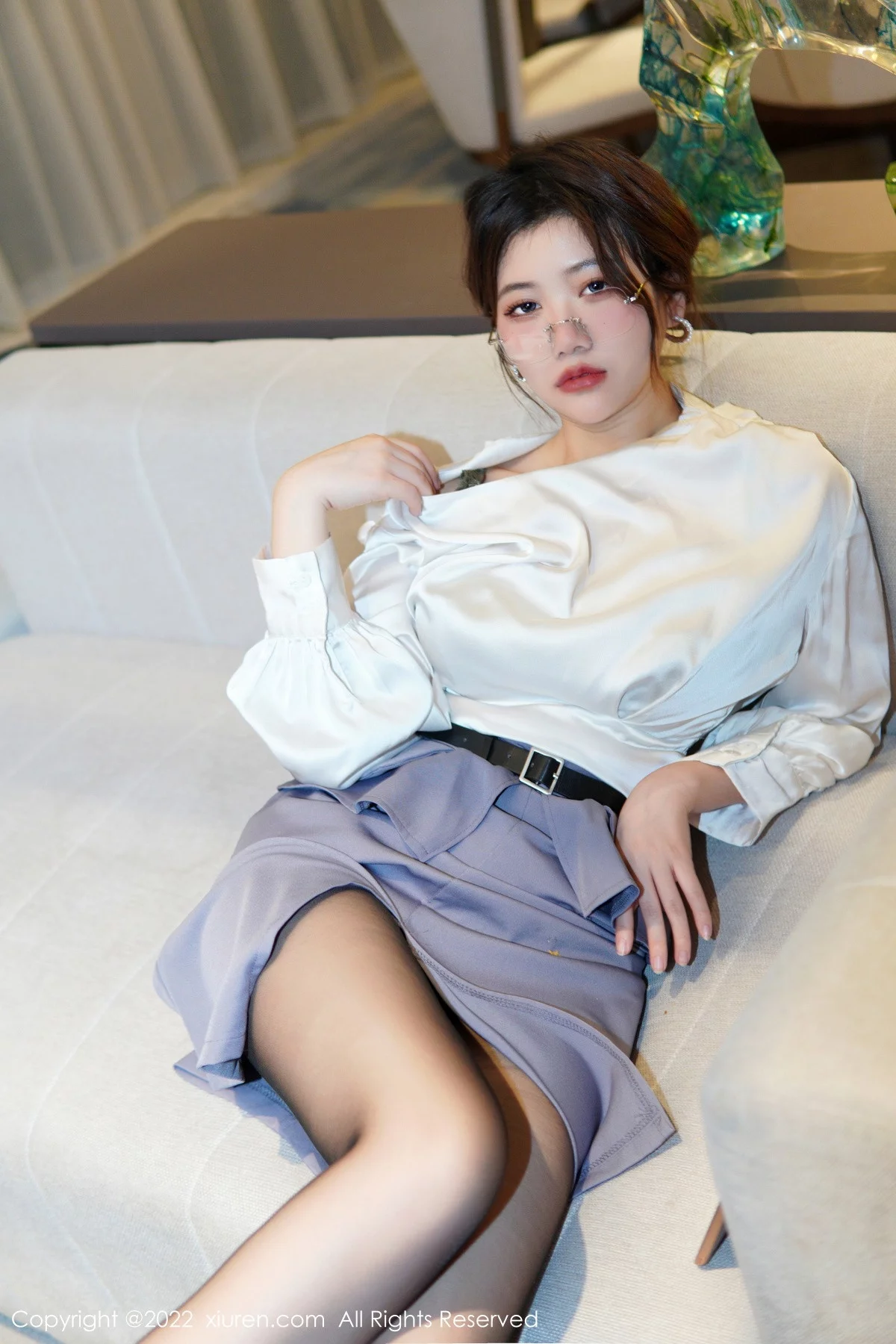 XiuRen第6028期_模特奈奈子醉酒女教师主题半脱露绿灰色蕾丝内衣撩人诱惑写真79P