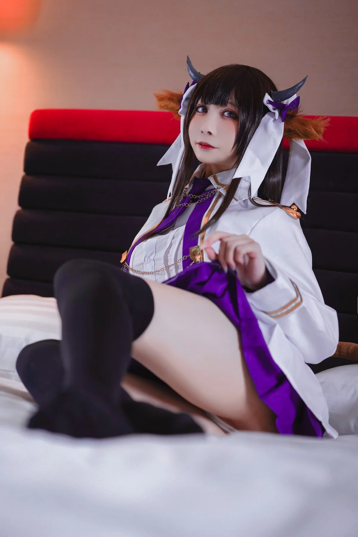 Coser美女小律Ritsuㄚ律乳业主题私房半脱露三点式奶牛内衣秀油亮肌肤诱惑写真37P
