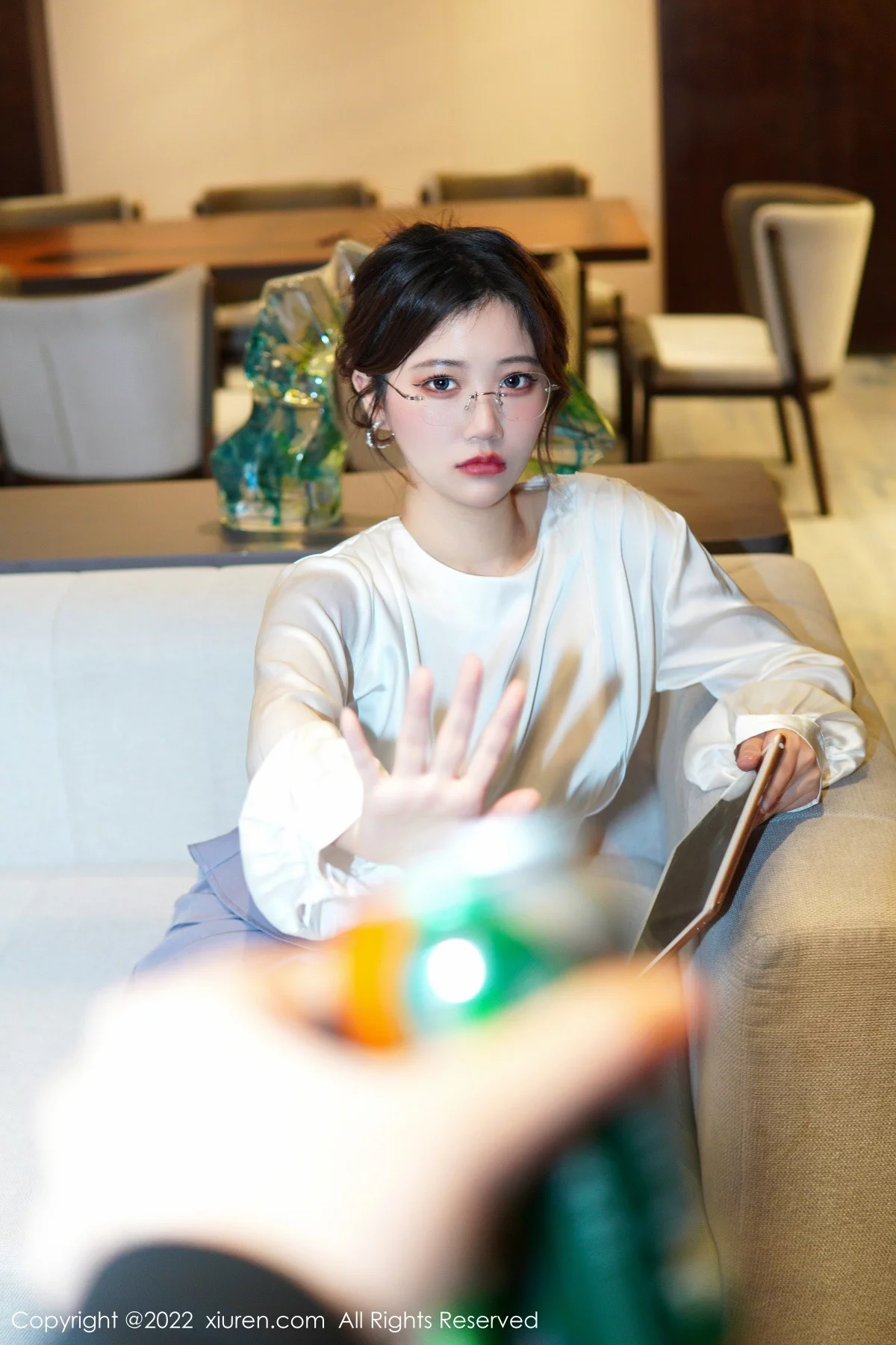 XiuRen第6028期_模特奈奈子醉酒女教师主题半脱露绿灰色蕾丝内衣撩人诱惑写真79P