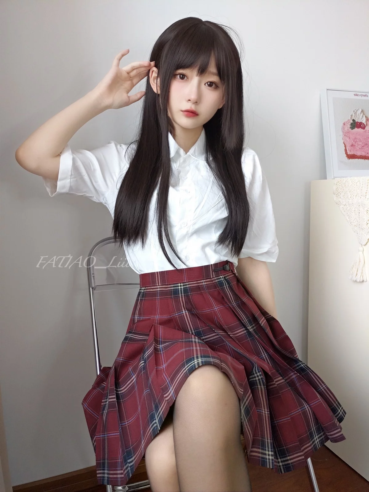 网络美女迷之呆梨学姐黑丝诱惑主题私房脱JK制服露黑色蕾丝内衣撩人诱惑写真70P