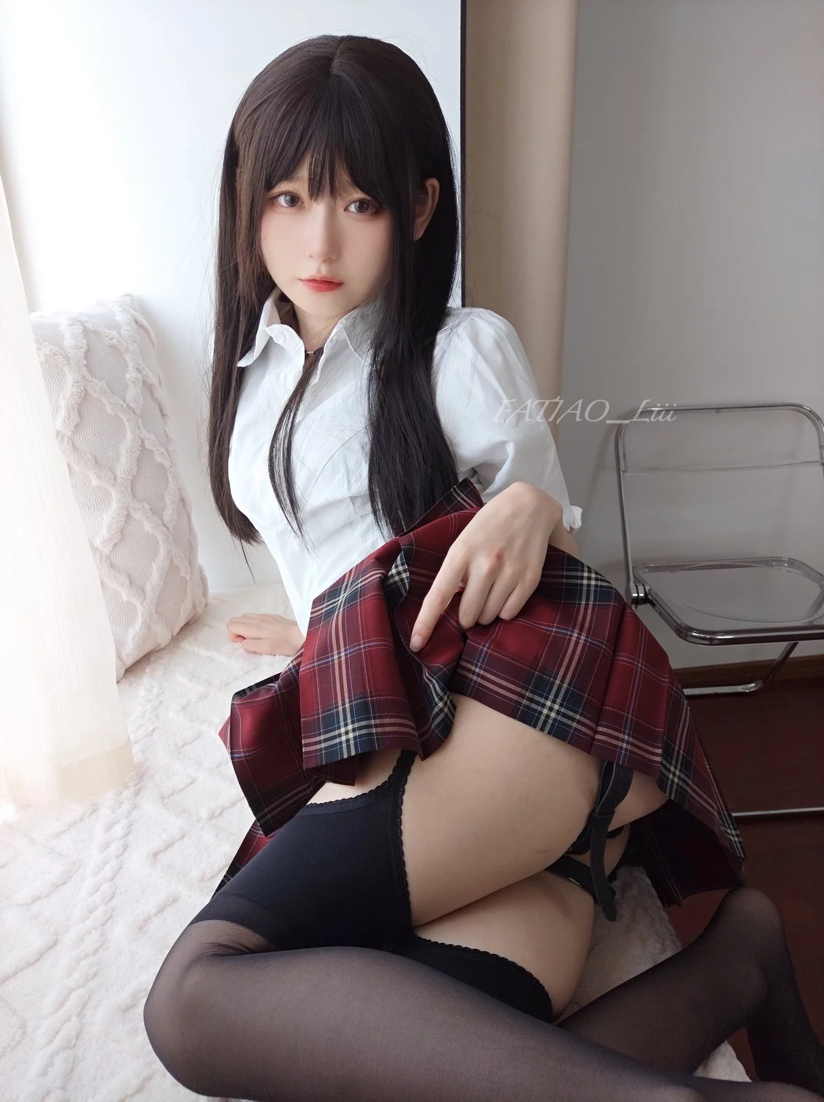 网络美女迷之呆梨学姐黑丝诱惑主题私房脱JK制服露黑色蕾丝内衣撩人诱惑写真70P