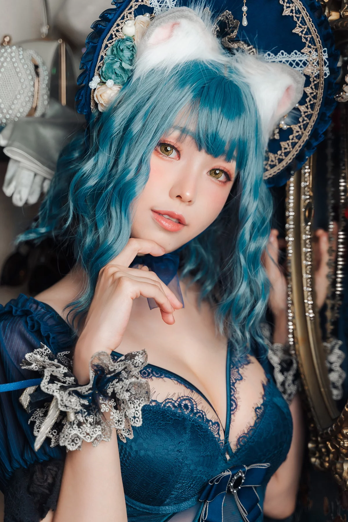 Coser妹子Ely_eee折耳猫少女人形主题性感情趣服饰露蕾丝内衣迷人诱惑写真60P