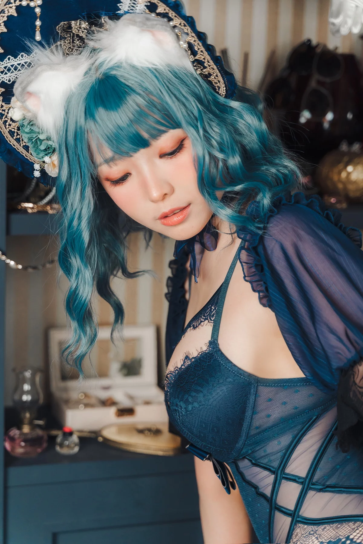Coser妹子Ely_eee折耳猫少女人形主题性感情趣服饰露蕾丝内衣迷人诱惑写真60P