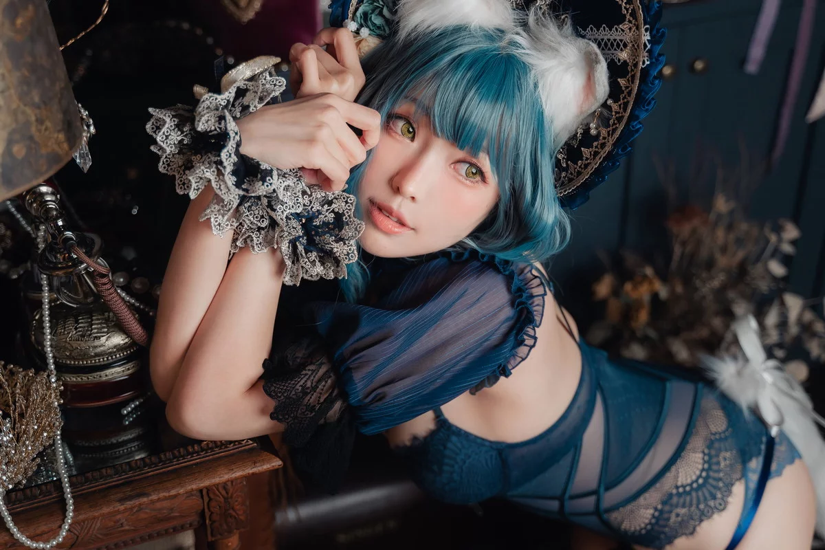Coser妹子Ely_eee折耳猫少女人形主题性感情趣服饰露蕾丝内衣迷人诱惑写真60P