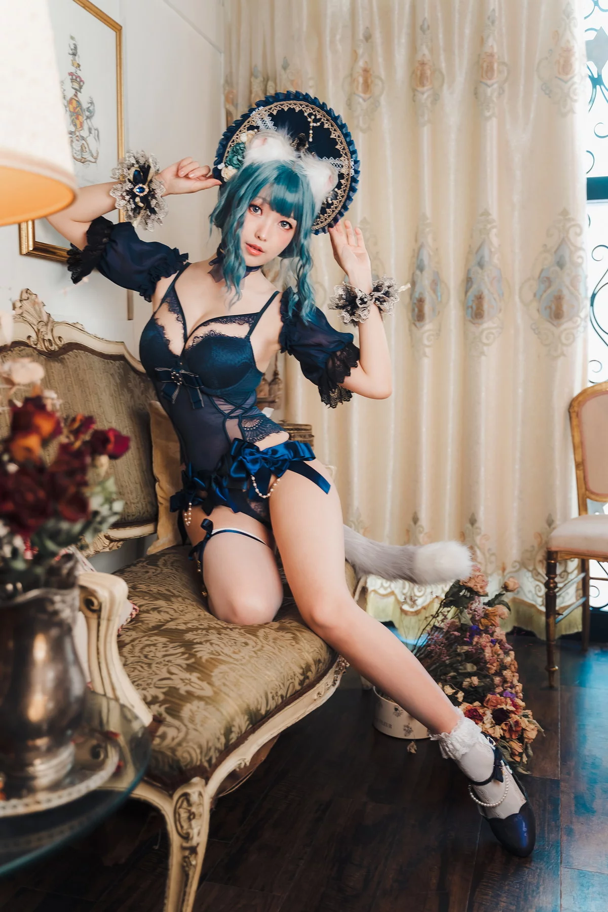 Coser妹子Ely_eee折耳猫少女人形主题性感情趣服饰露蕾丝内衣迷人诱惑写真60P