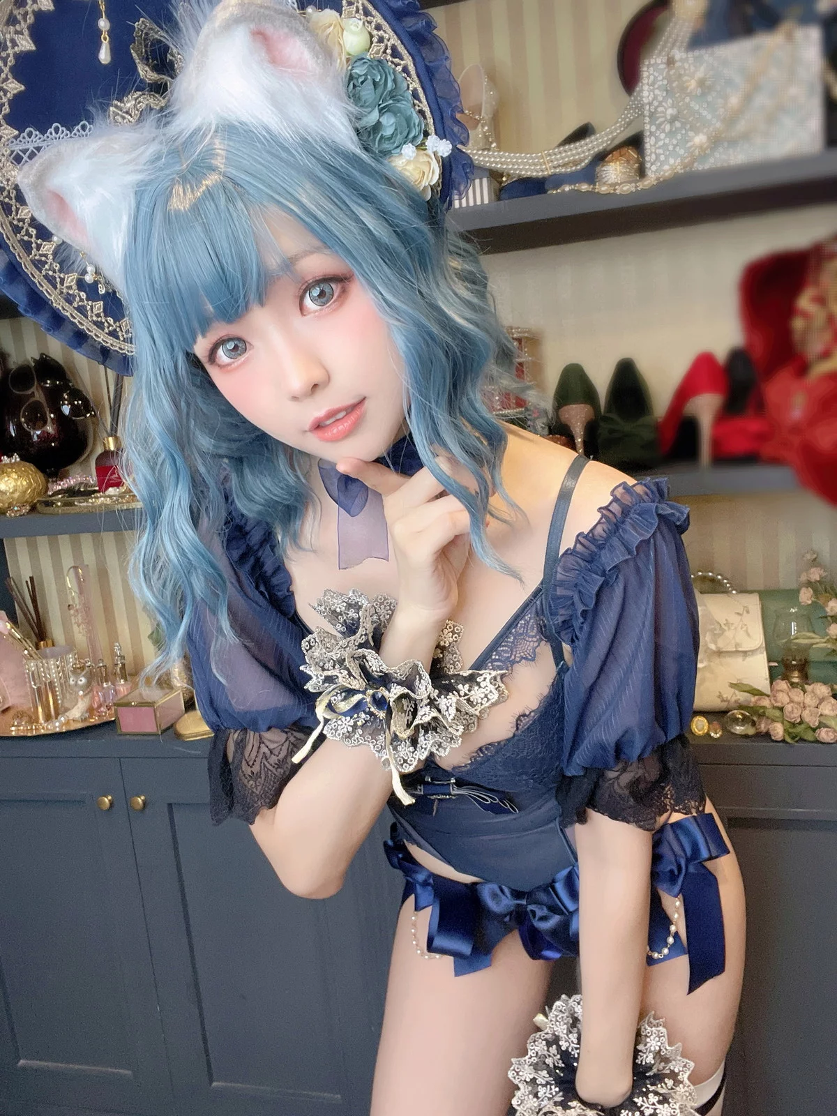 Coser妹子Ely_eee折耳猫少女人形主题性感情趣服饰露蕾丝内衣迷人诱惑写真60P