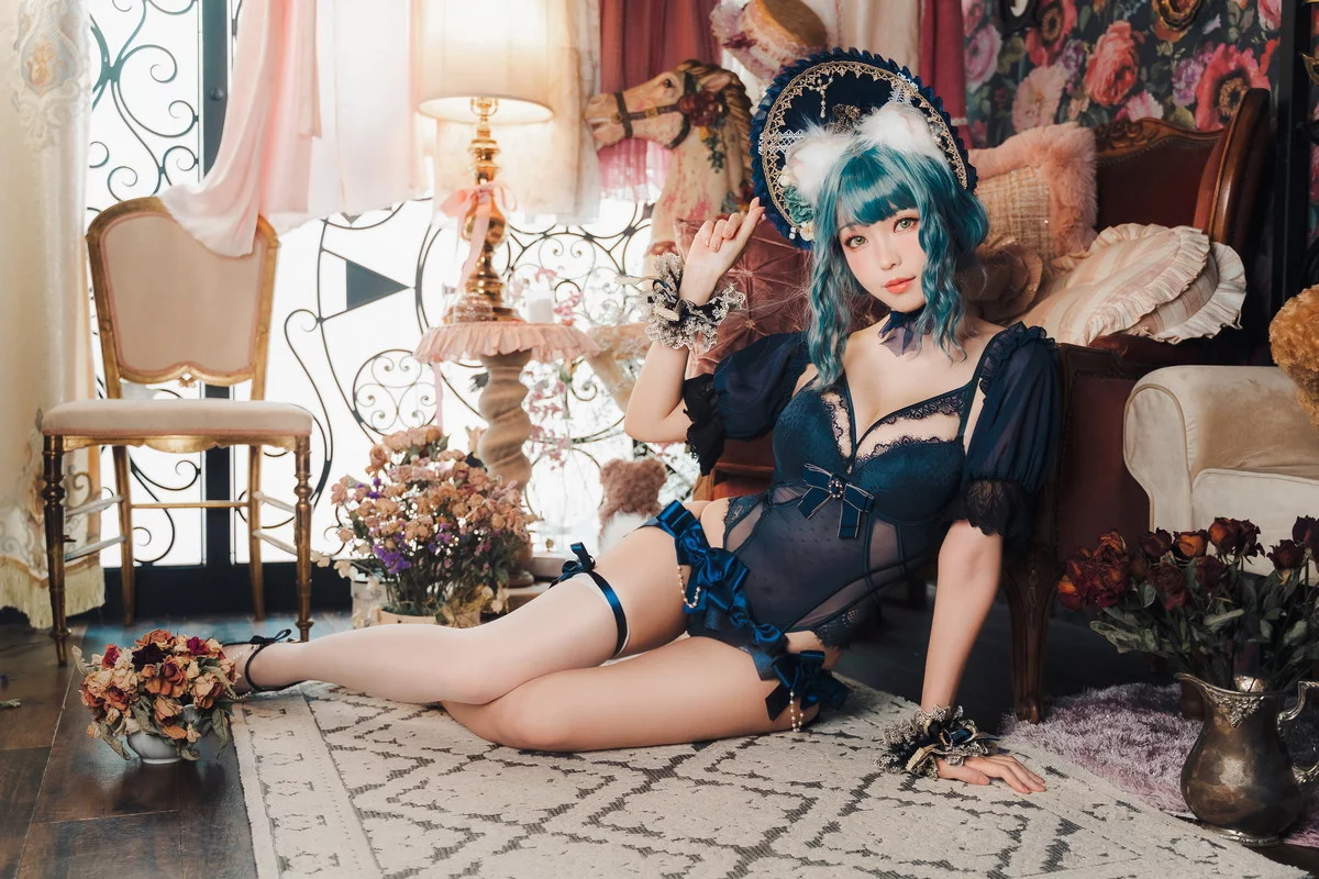 Coser妹子Ely_eee折耳猫少女人形主题性感情趣服饰露蕾丝内衣迷人诱惑写真60P