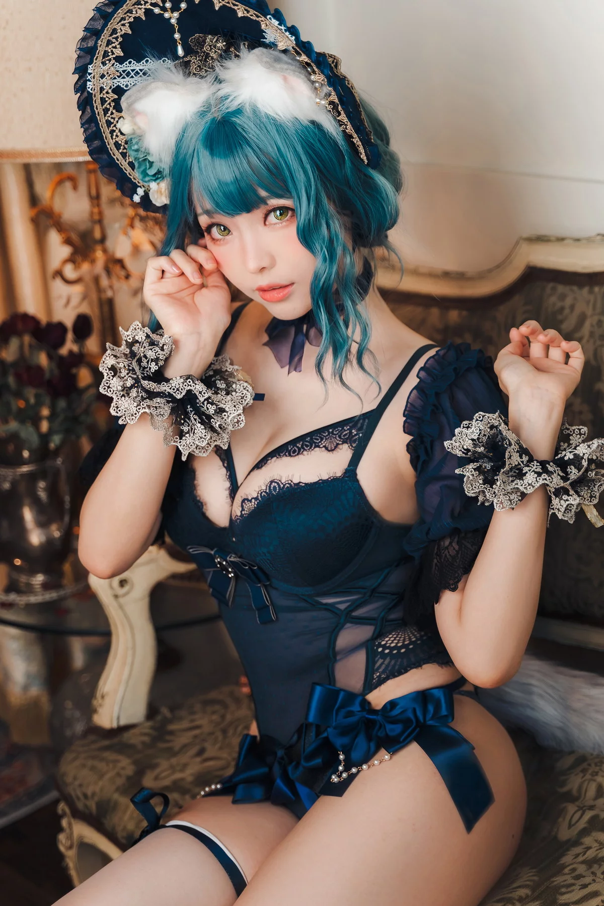 Coser妹子Ely_eee折耳猫少女人形主题性感情趣服饰露蕾丝内衣迷人诱惑写真60P