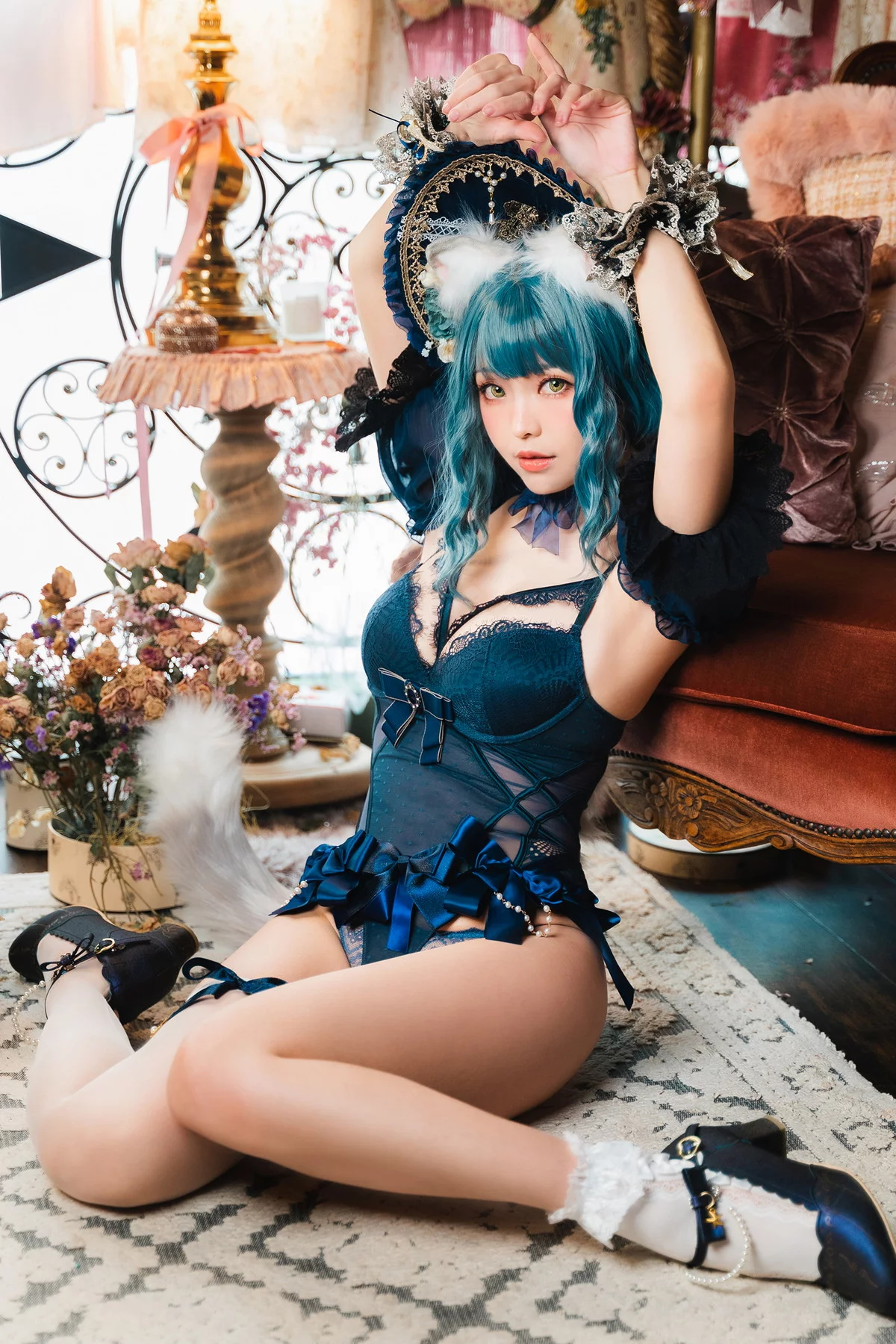 Coser妹子Ely_eee折耳猫少女人形主题性感情趣服饰露蕾丝内衣迷人诱惑写真60P