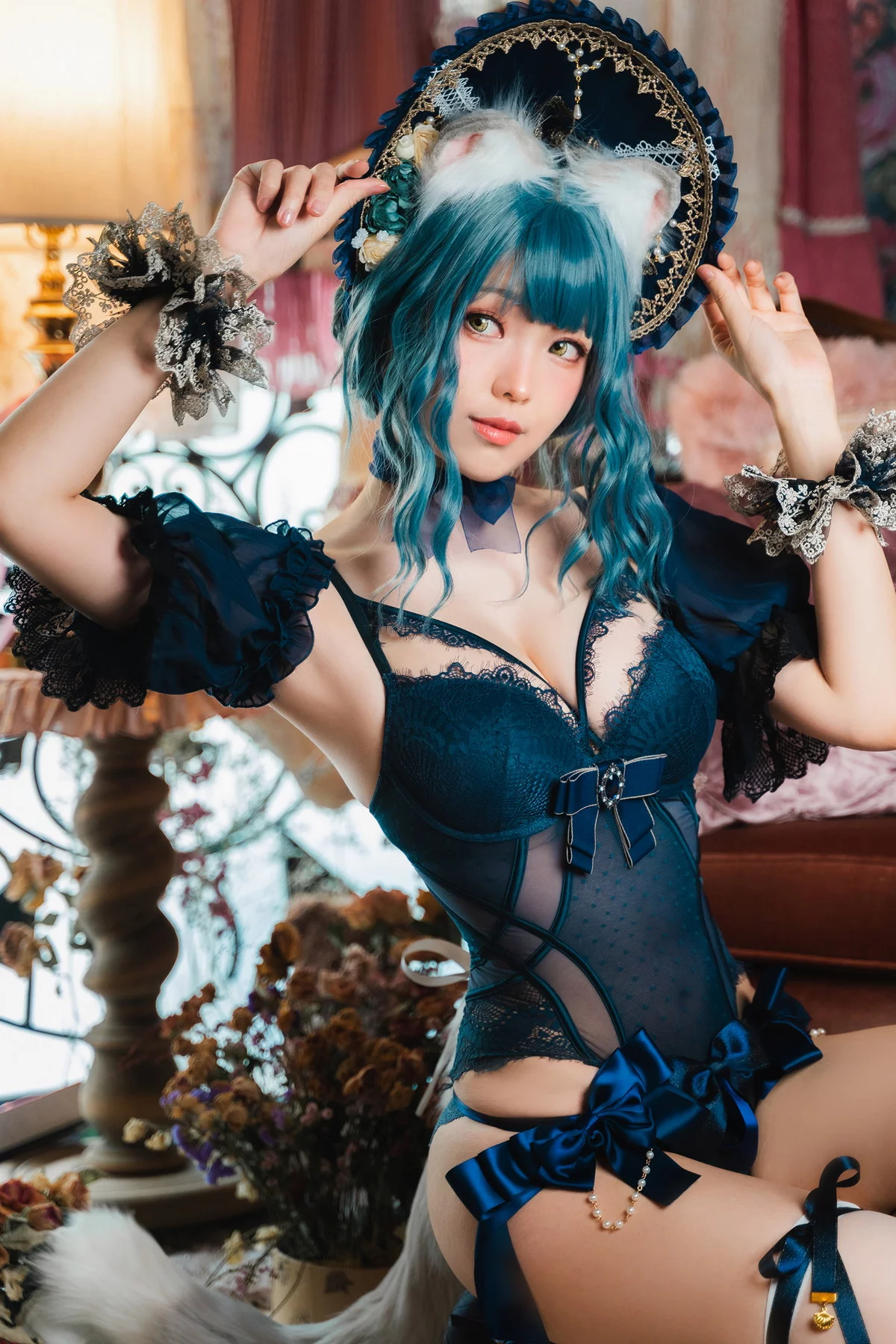 Coser妹子Ely_eee折耳猫少女人形主题性感情趣服饰露蕾丝内衣迷人诱惑写真60P