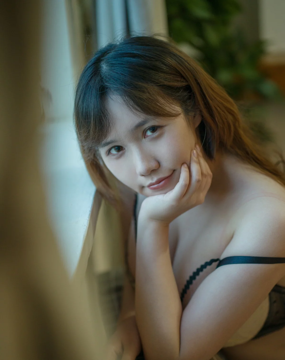 微博妹子麻花麻花酱风拂主题居家私房多套性感内衣系列秀丰满身材诱惑写真210P