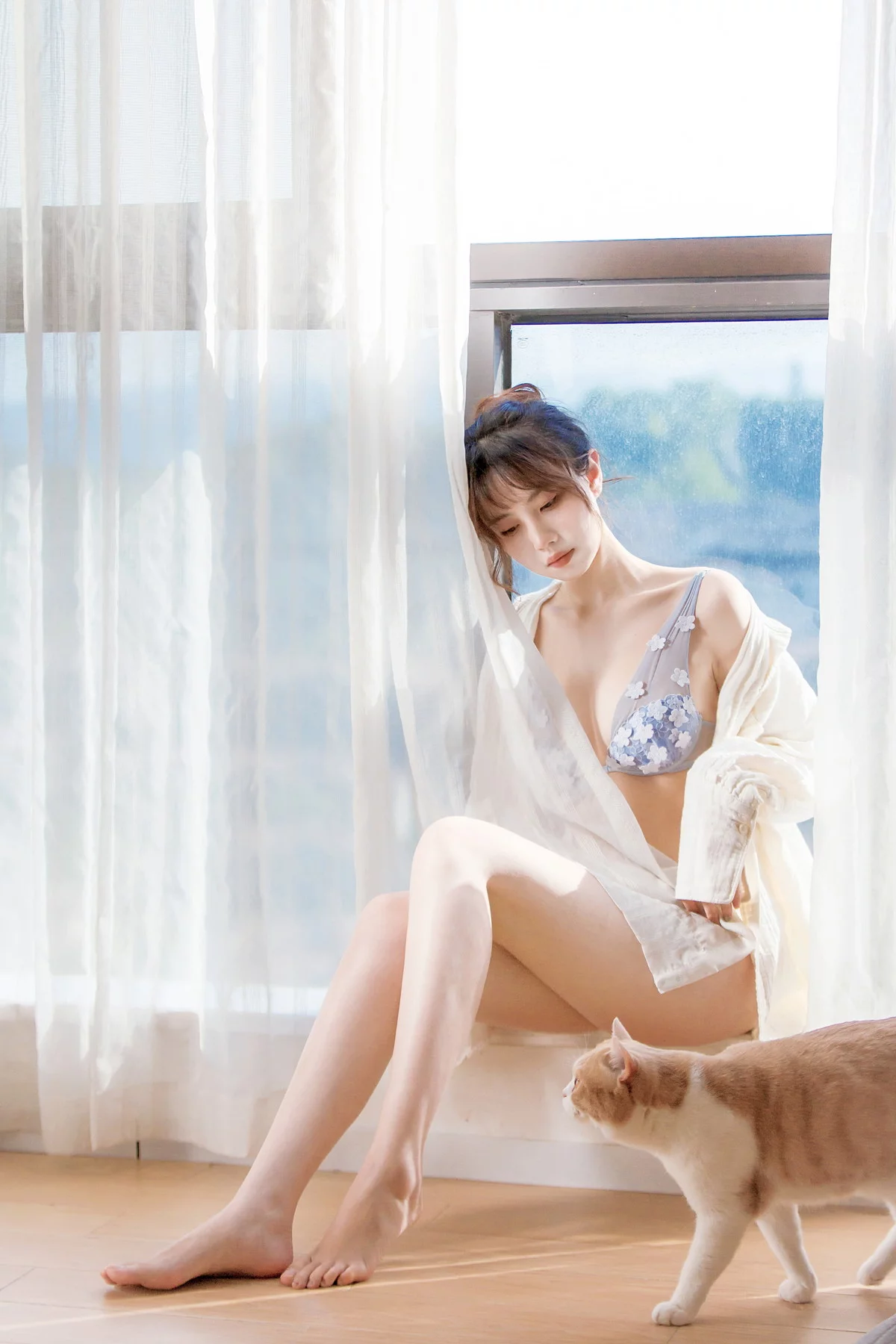 次元少女念雪ww居家蓝色主题私房脱白T露性感蓝色内衣秀白嫩肌肤迷人写真25P