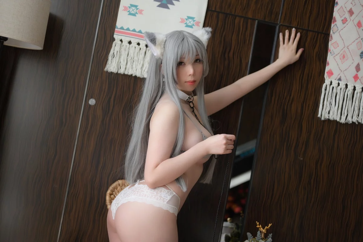 Coser美女鹿野希肉肉的可爱主题私房性感灰色内衣配白内裤秀丰满身材诱惑写真73P