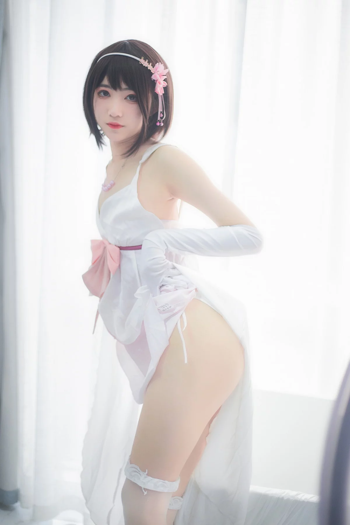 二次元美女宫本樱加藤惠浴室主题私房浴缸白色薄纱配蕾丝袜秀翘臀美腿诱惑写真25P