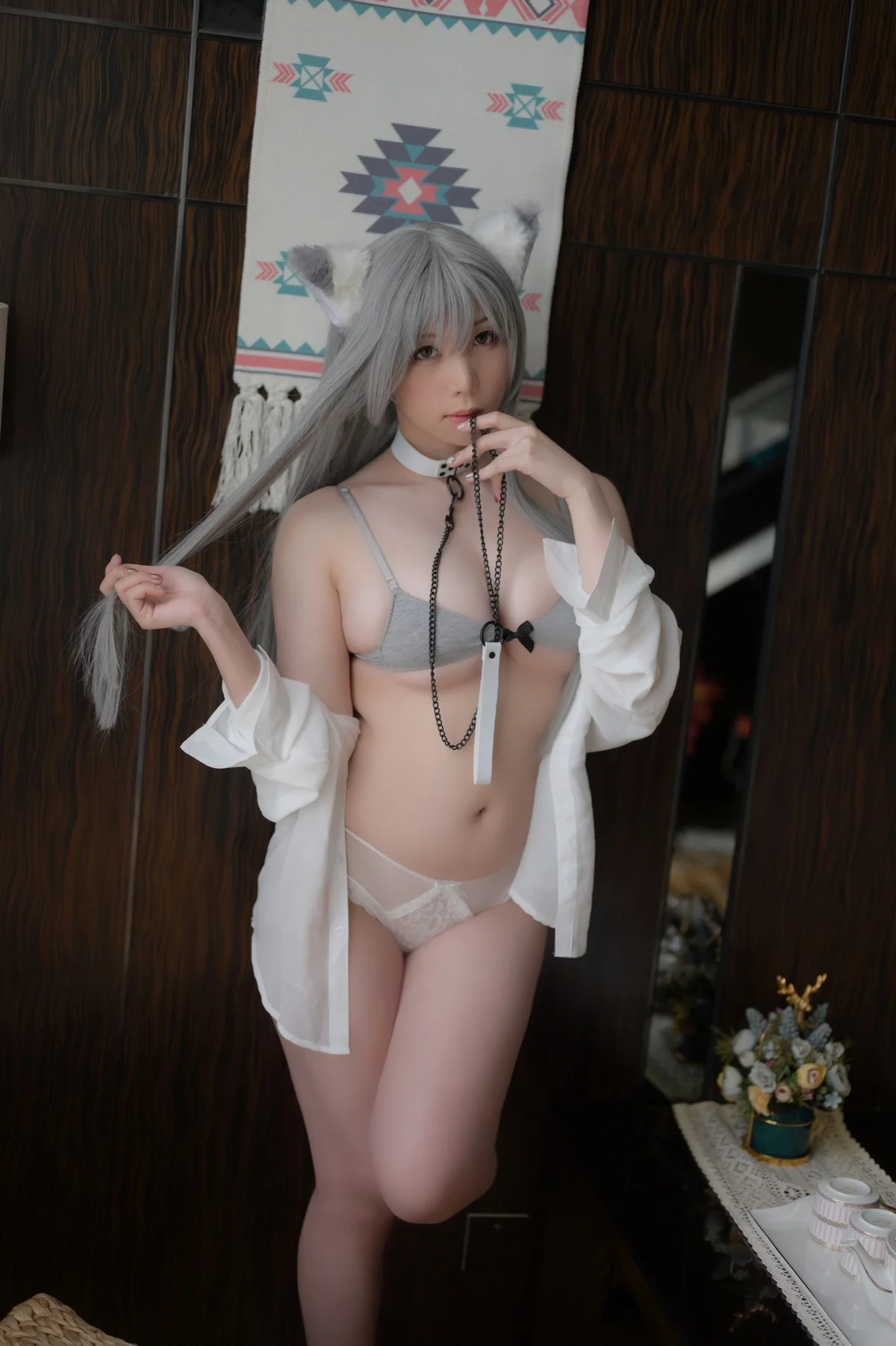 Coser美女鹿野希肉肉的可爱主题私房性感灰色内衣配白内裤秀丰满身材诱惑写真73P