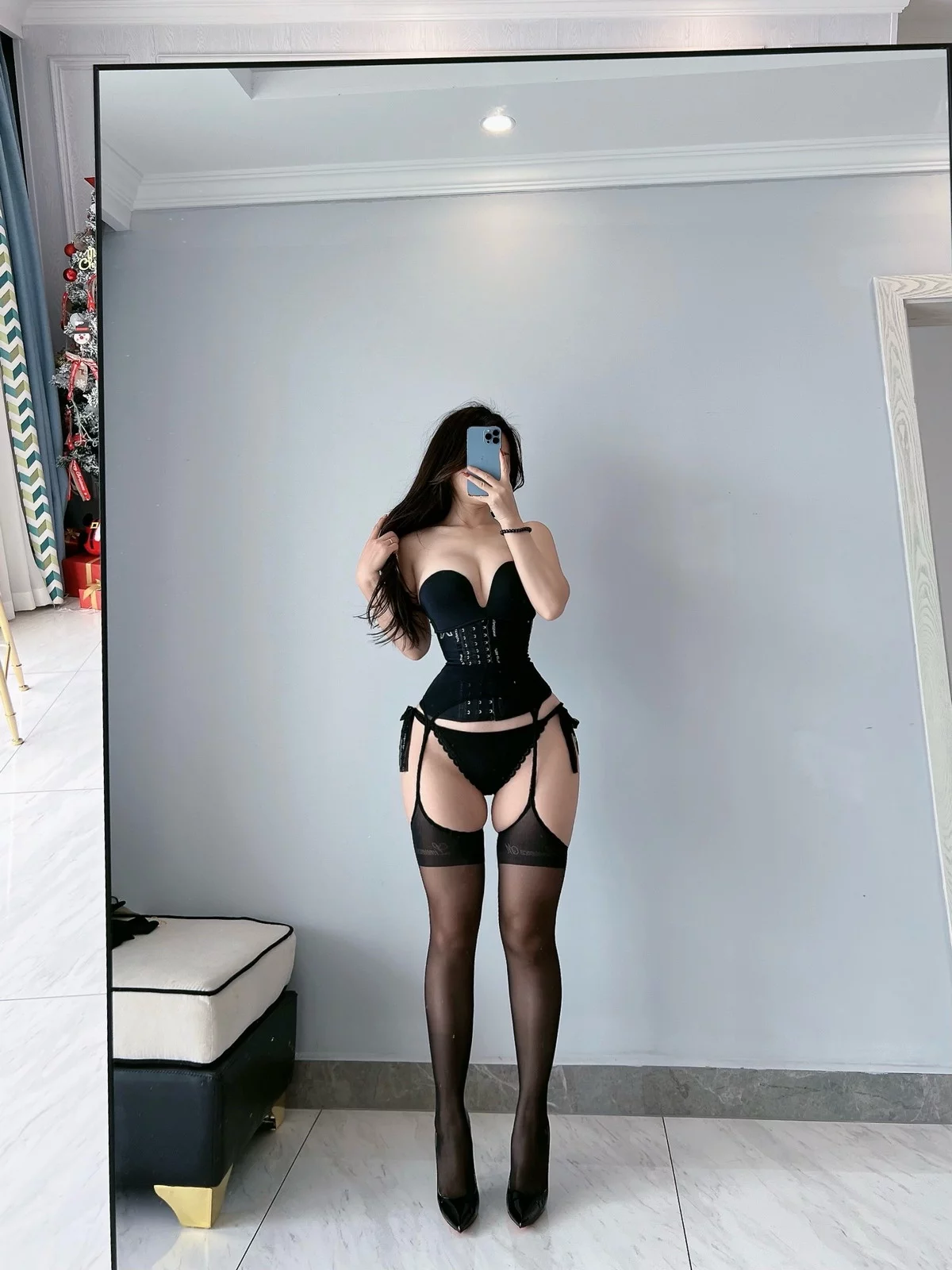 微博妹子陈大小姐微密圈合集主题私房性感服饰系列秀豪乳翘臀撩人诱惑写真147P