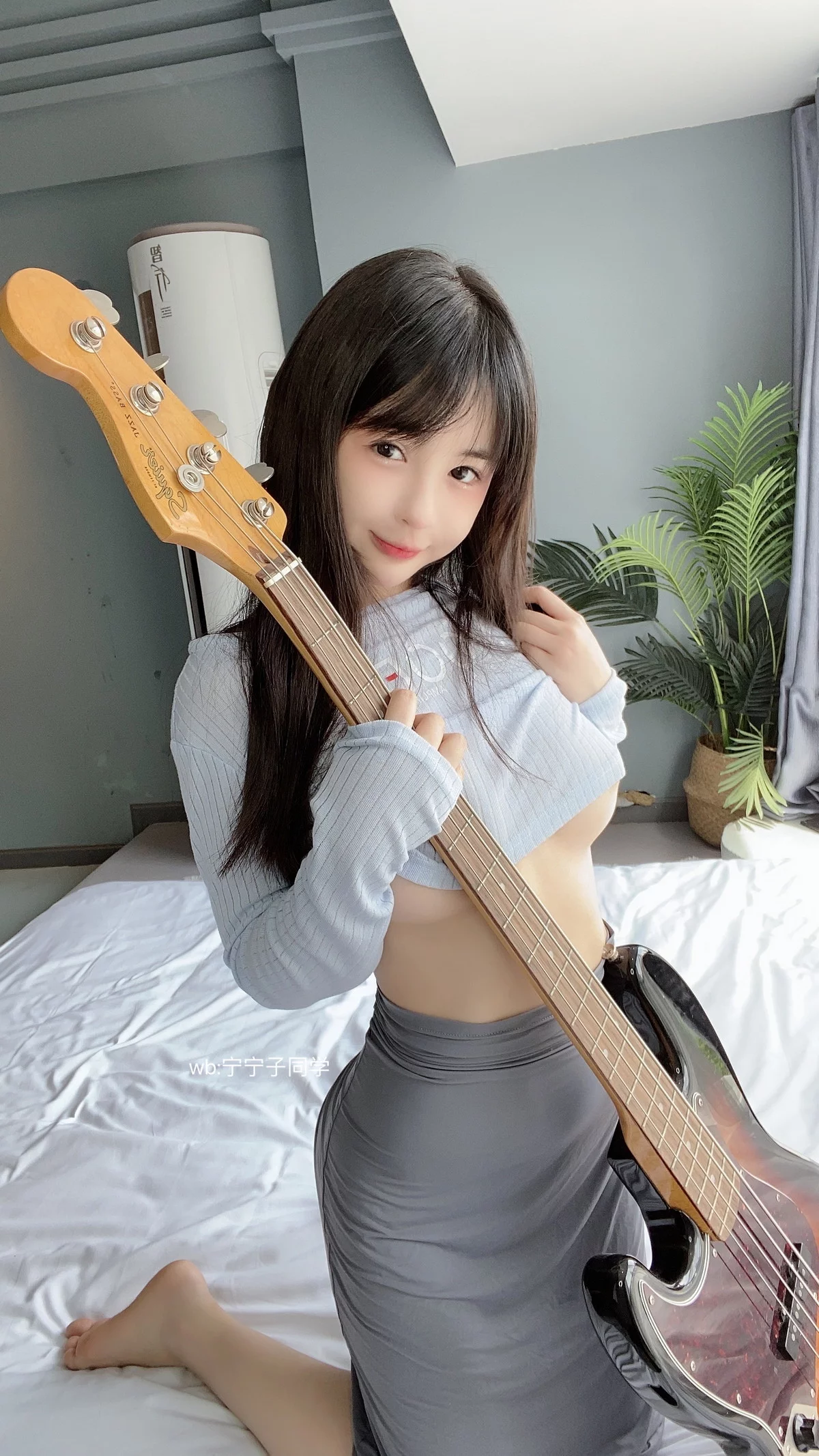 网络美女桜井宁宁吉他妹妹主题私房浴室性感露臀长裙湿身秀完美身材诱惑写真66P