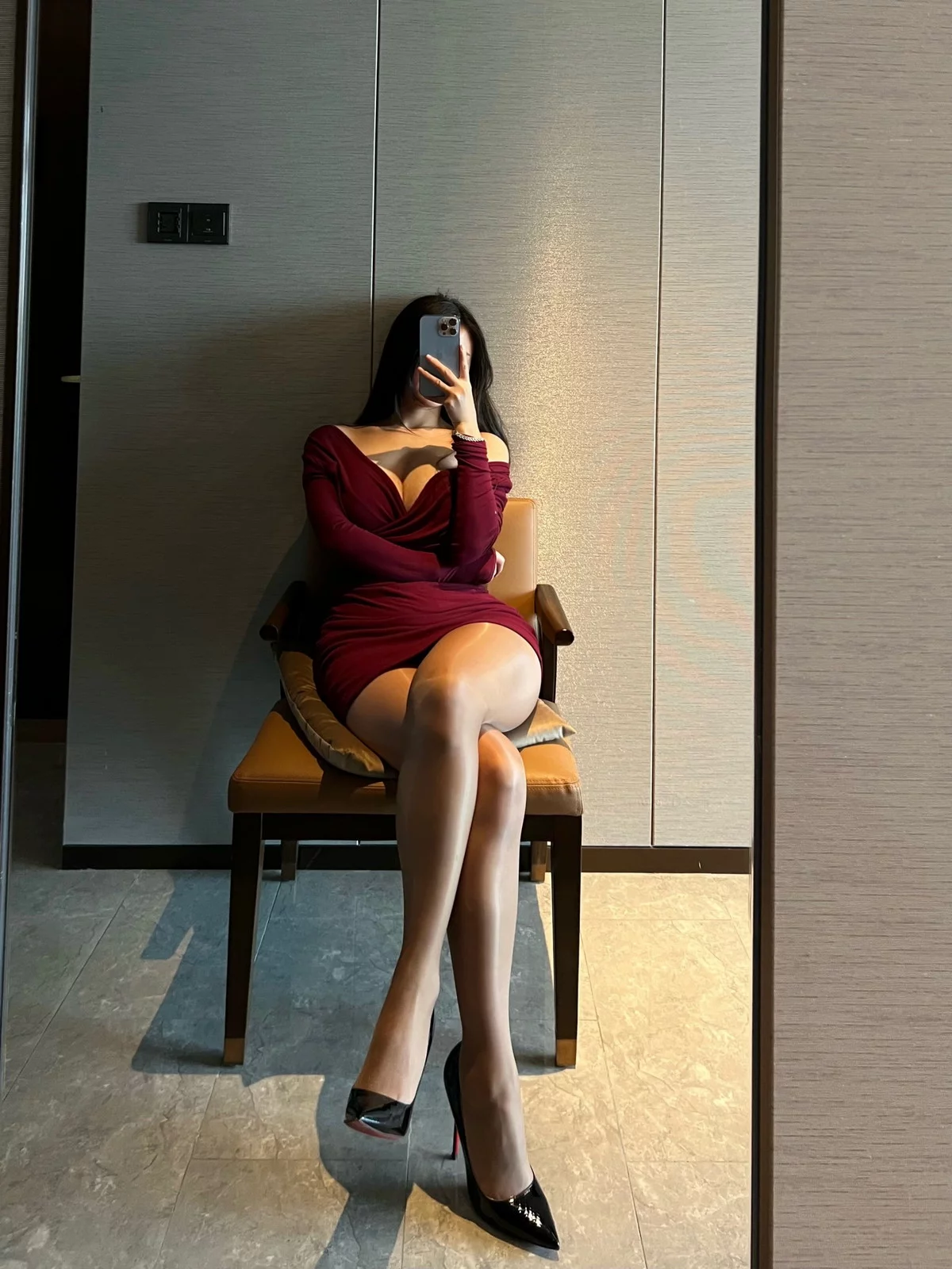 微博妹子陈大小姐微密圈合集主题私房性感服饰系列秀豪乳翘臀撩人诱惑写真147P